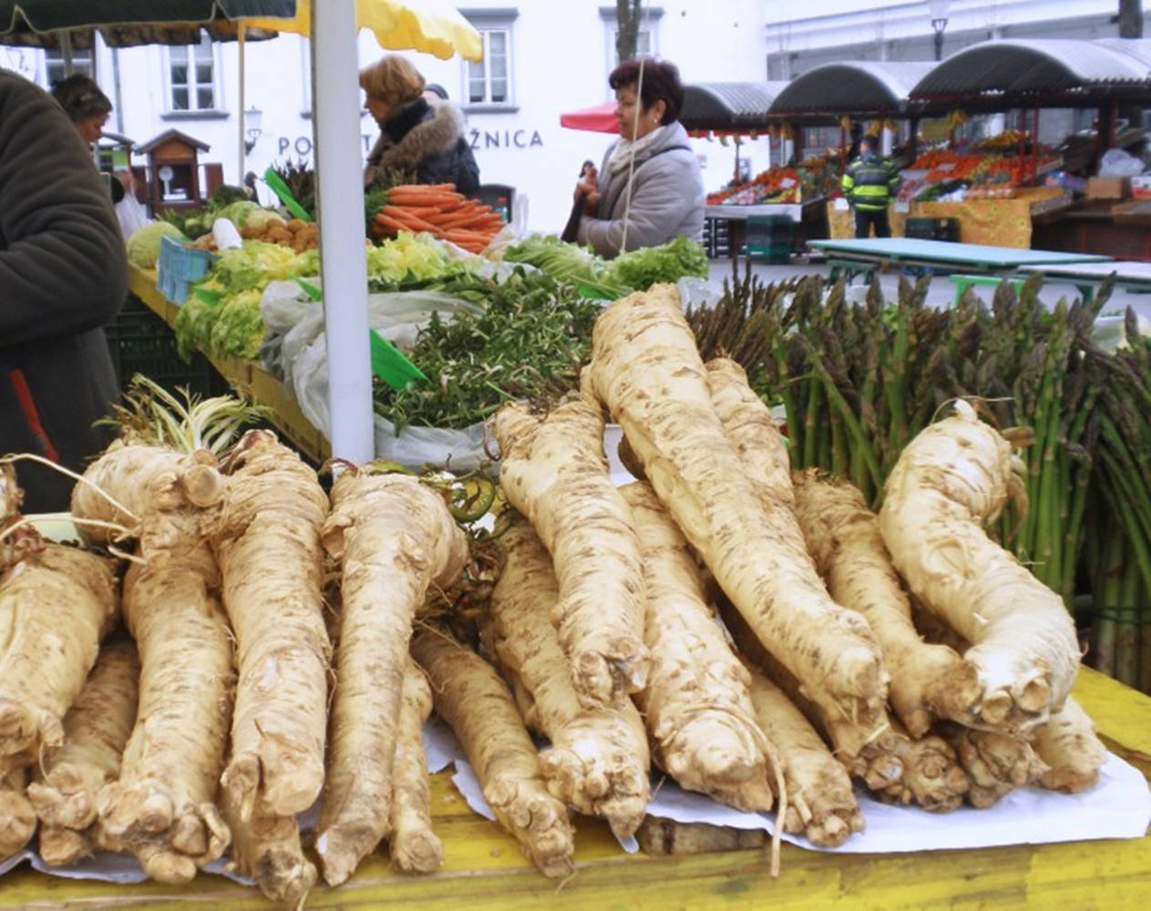Horseradish, vegetable market, farmers market stall, SD Desktop Wallpaper