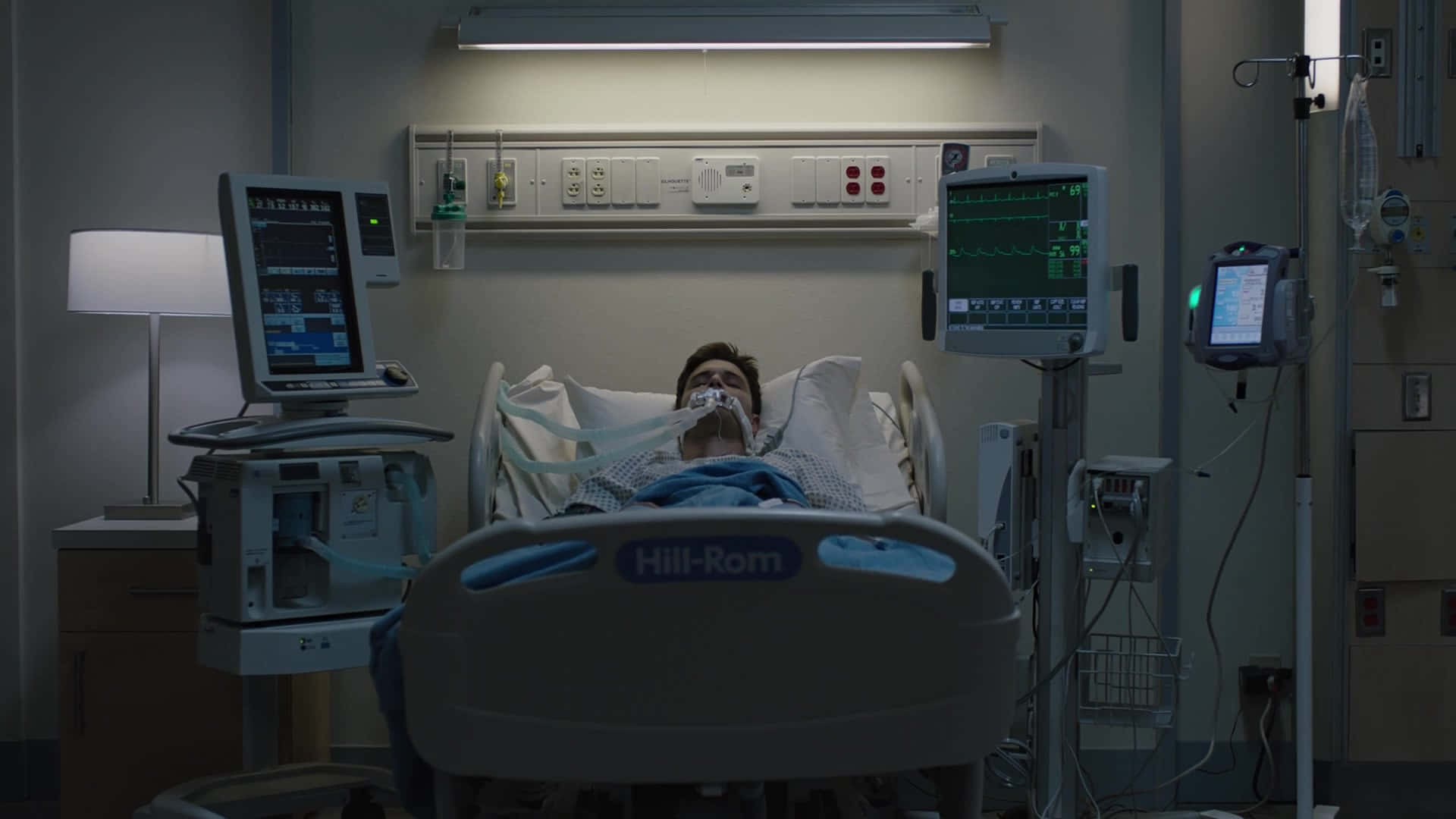unconscious patient, hospital bed, medical monitors, Full HD Desktop Wallpaper