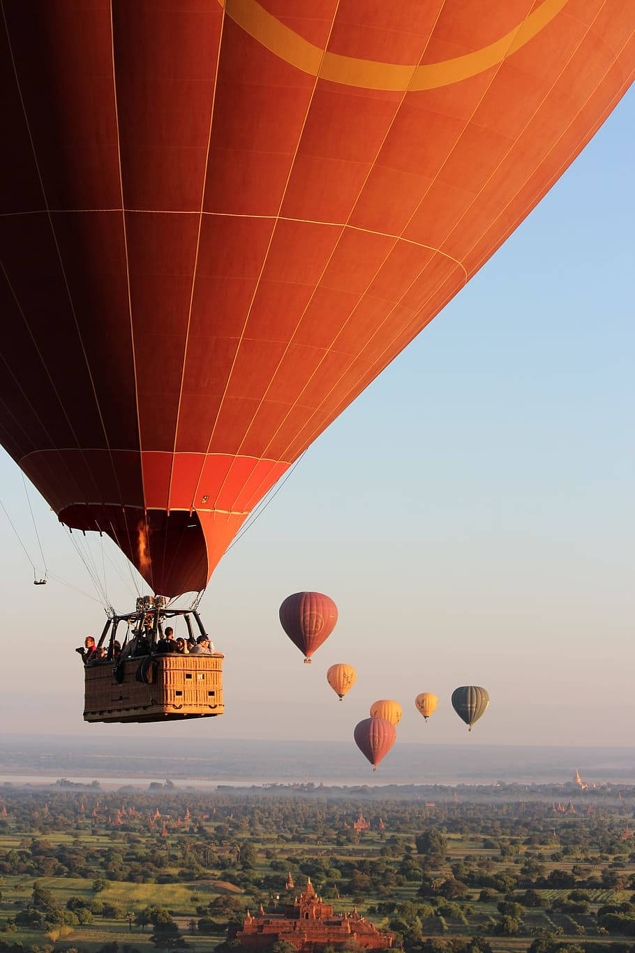 hot air balloon, red castle, ancient temples, HD Phone Wallpaper