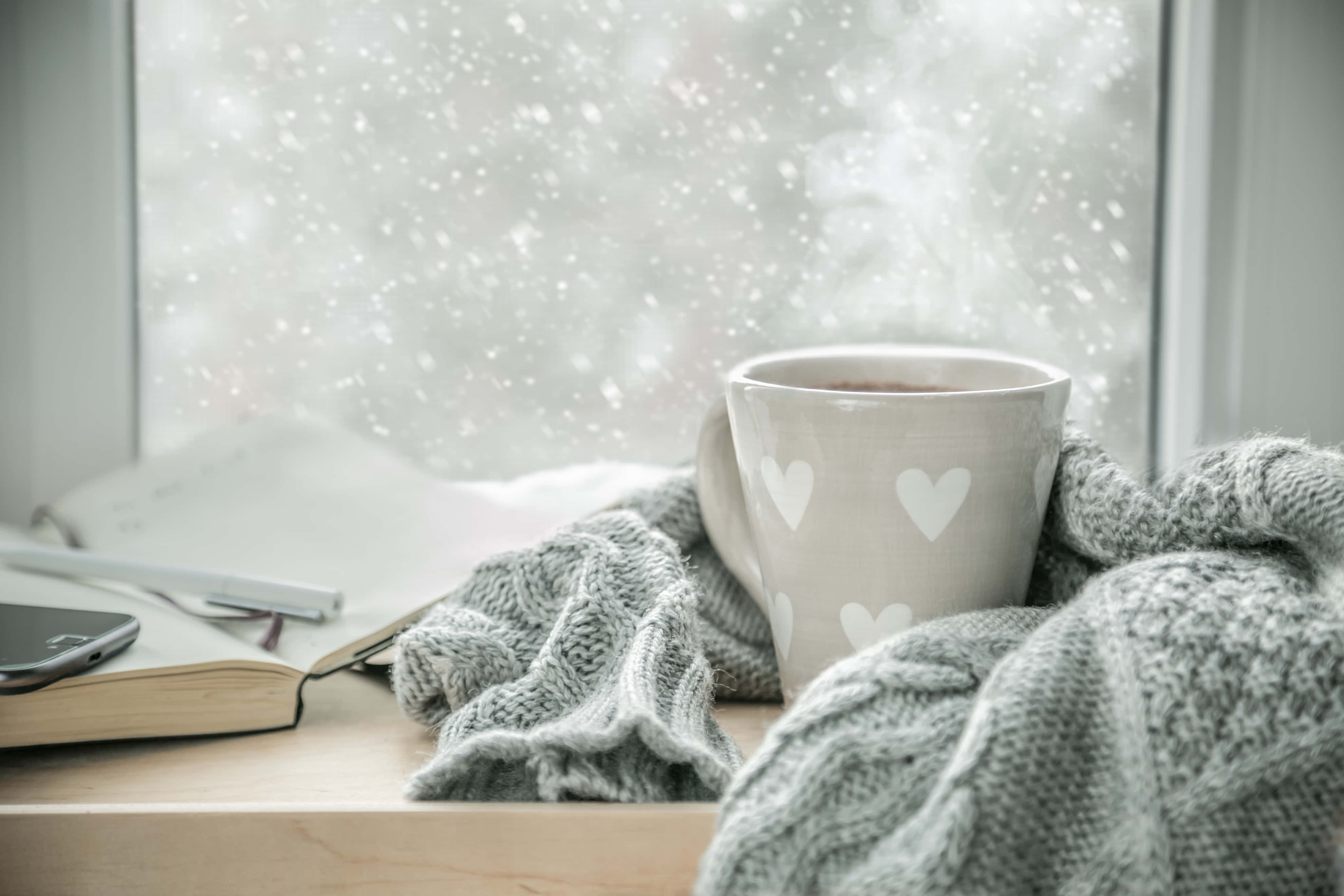 hot chocolate, steaming heart-patterned mug, knitted blanket, 4K Desktop Wallpaper