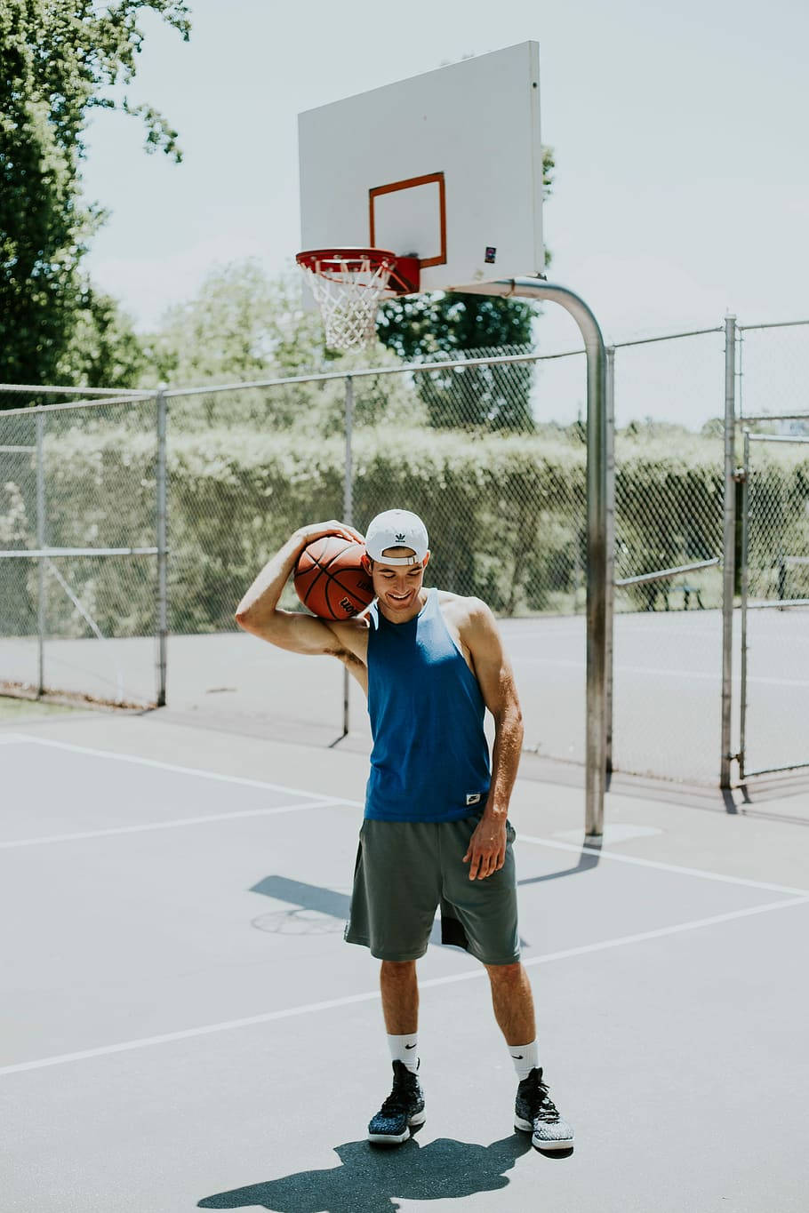 Hot Guy, basketball, blue tank top, HD Phone Wallpaper