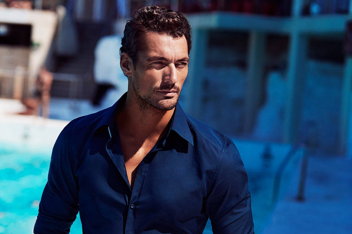 pool, sunlit skin, dark blue shirt, SD Desktop Wallpaper