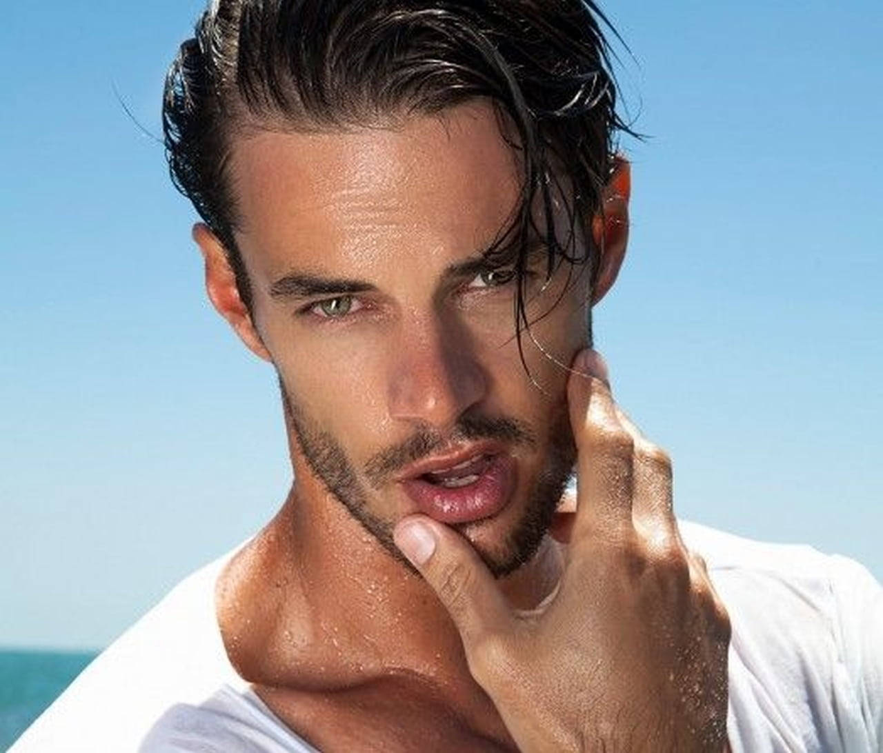 wet-haired man, beard, clear blue sky, HD Desktop Wallpaper