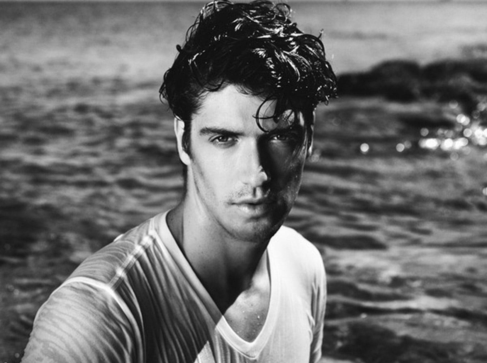 curly hair, wet hair, black and white portrait, HD Desktop Wallpaper