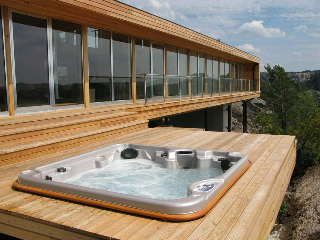Mountain View Hot Tub, wooden deck, modern glass-walled house, SD Desktop Wallpaper