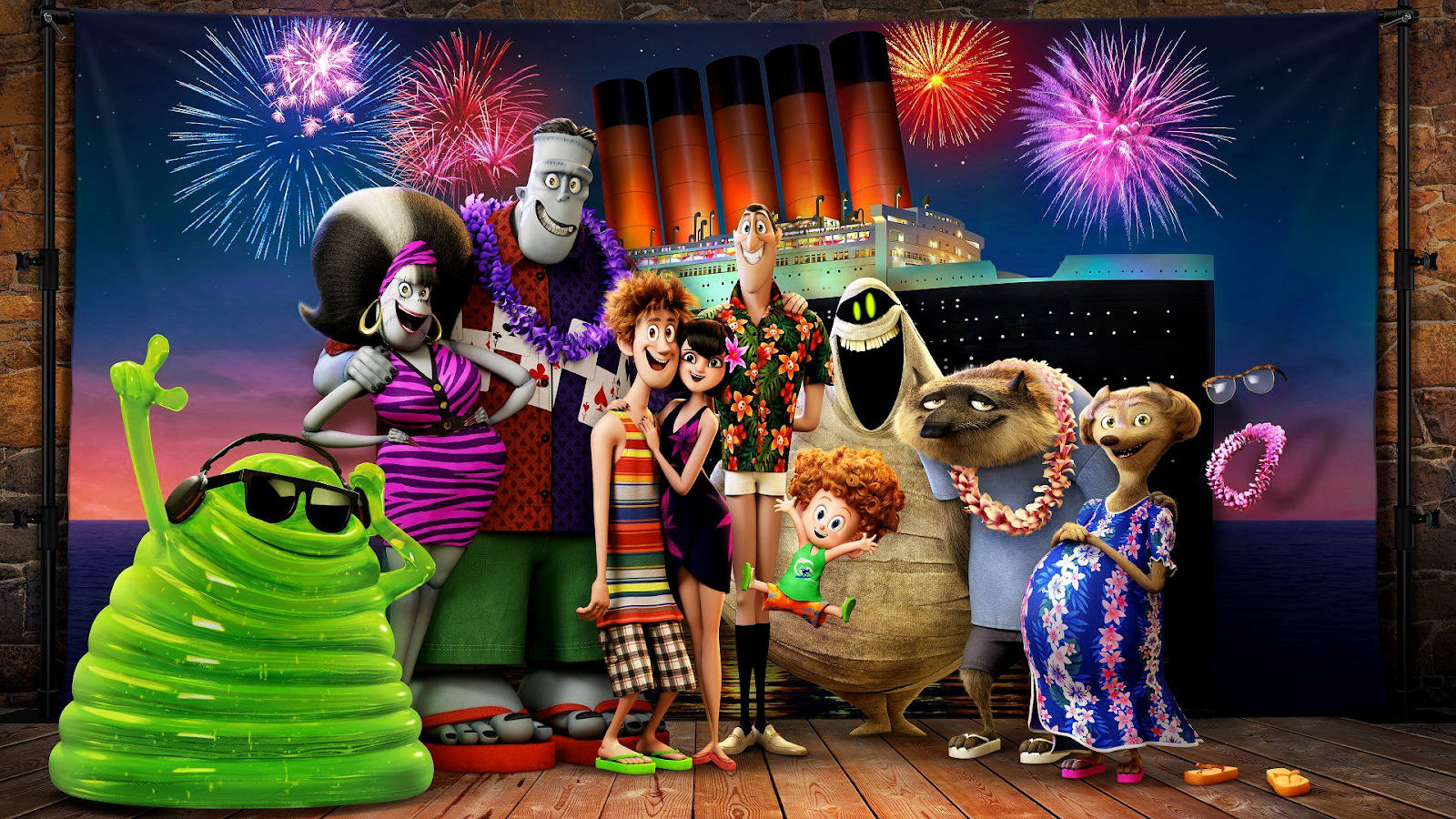 Hotel Transylvania, fireworks display, animated family, HD Desktop Wallpaper
