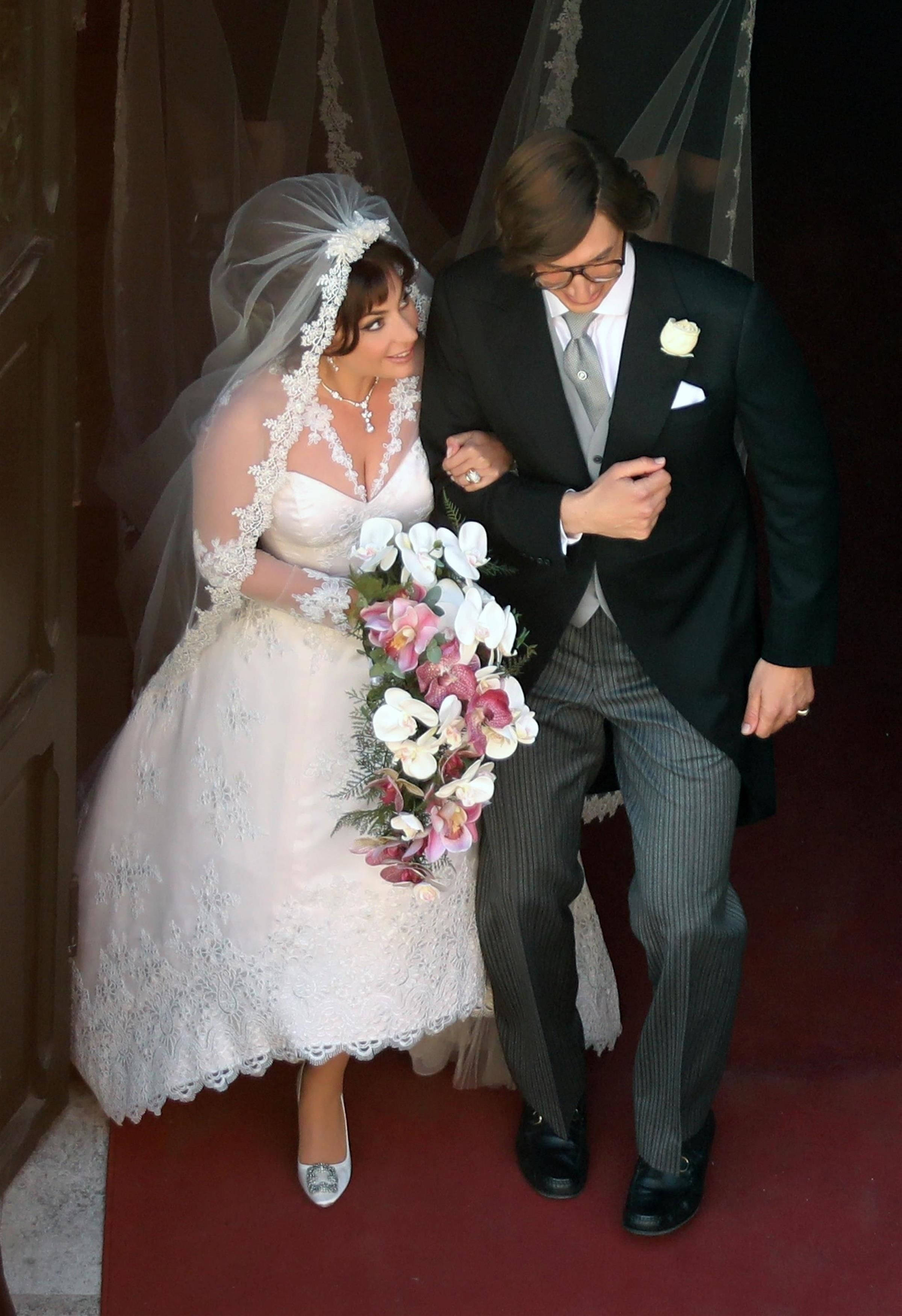 House Of Gucci, wedding, lace wedding dress, 2K Phone Wallpaper
