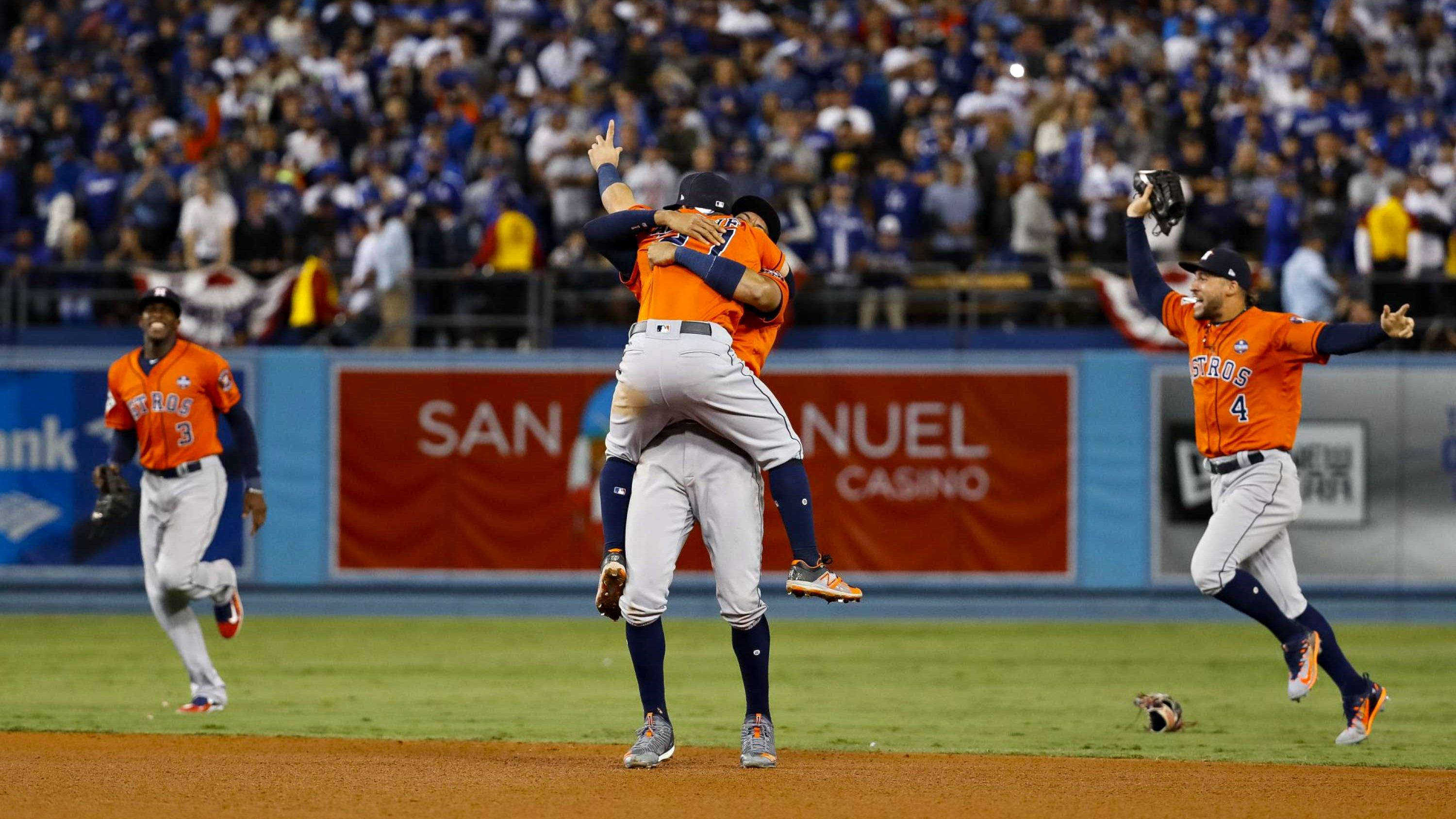 Houston Astros, orange uniforms, stadium lights, 2K Desktop Wallpaper