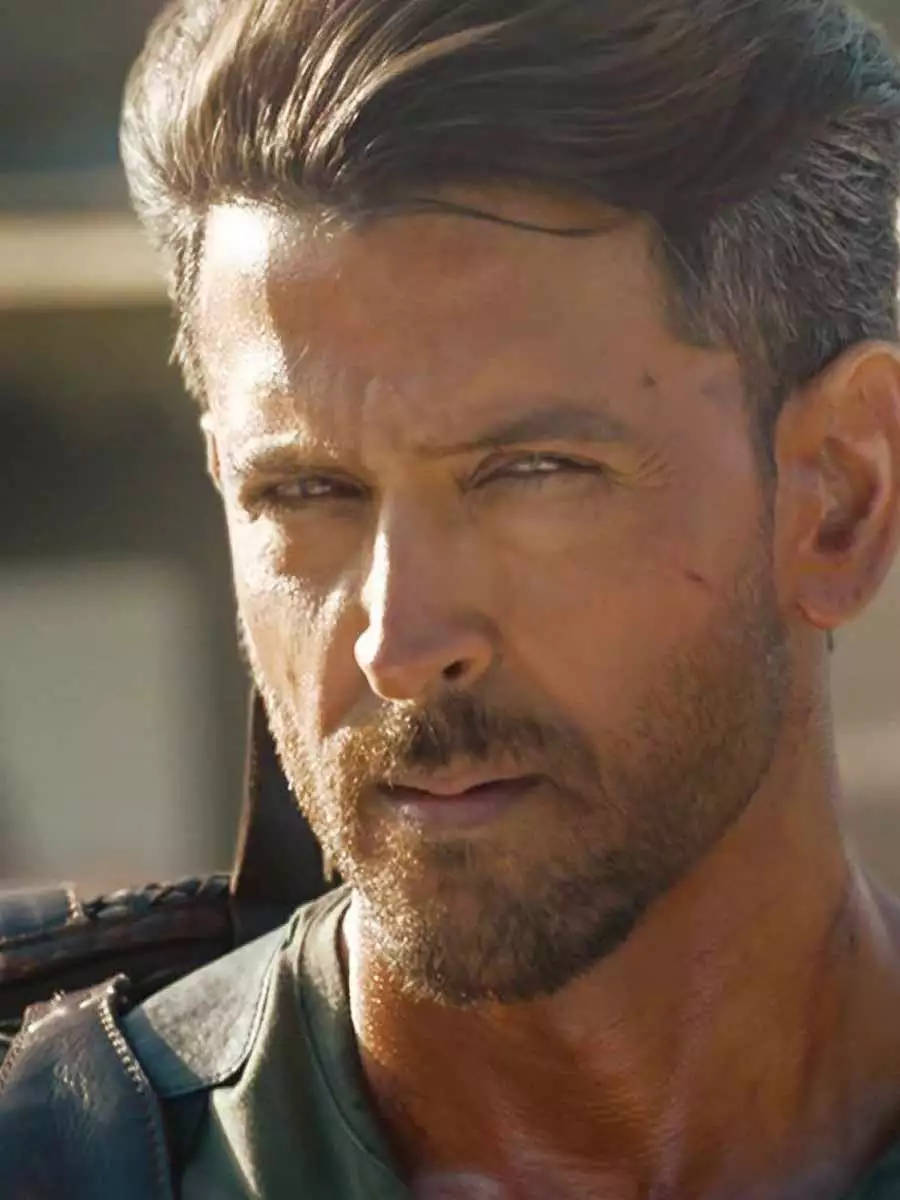 Hrithik Roshan War, close-up shot, rugged man, SD Phone Wallpaper