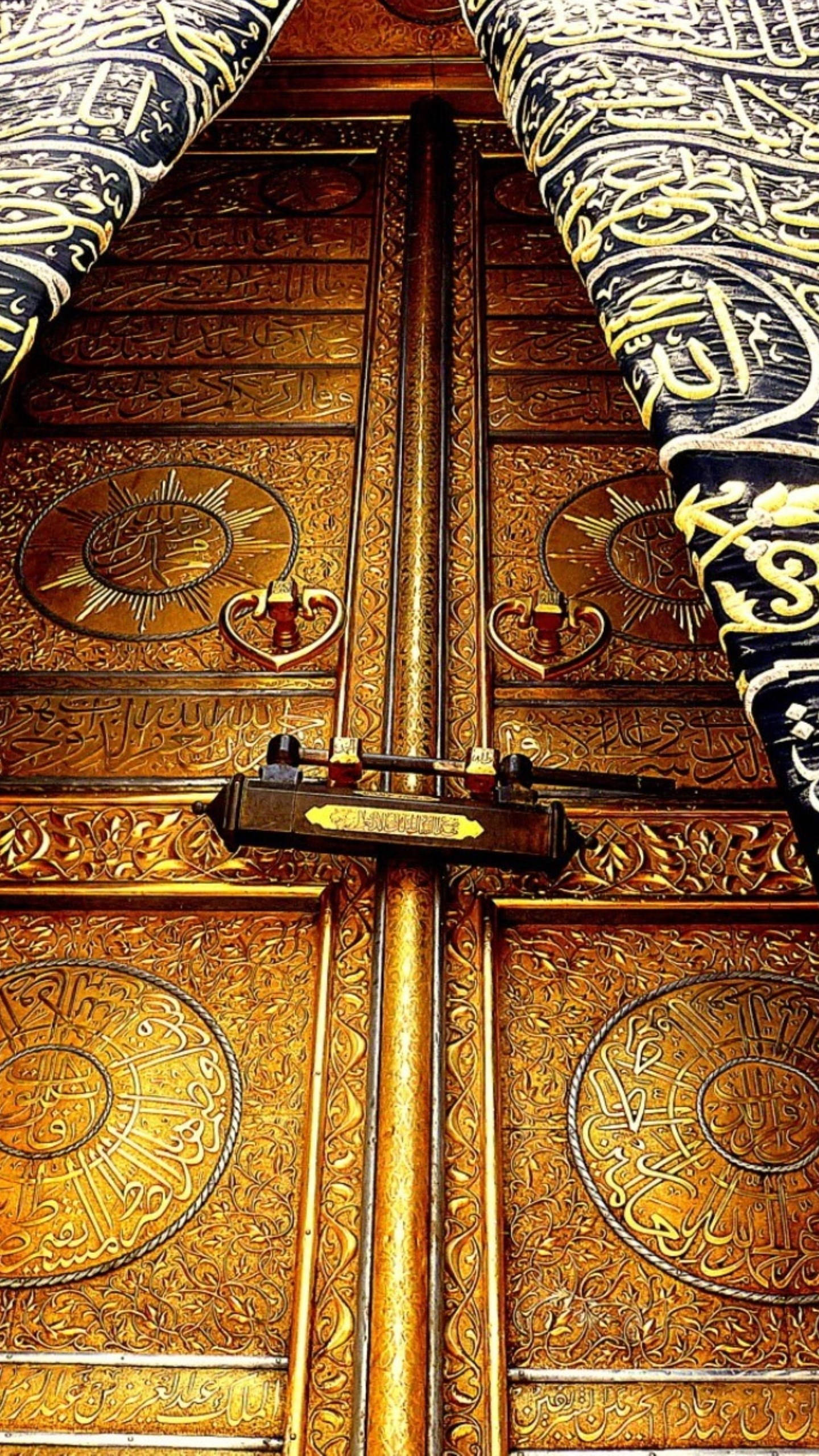 Htc, golden door, ornate golden doors, 2K Phone Wallpaper