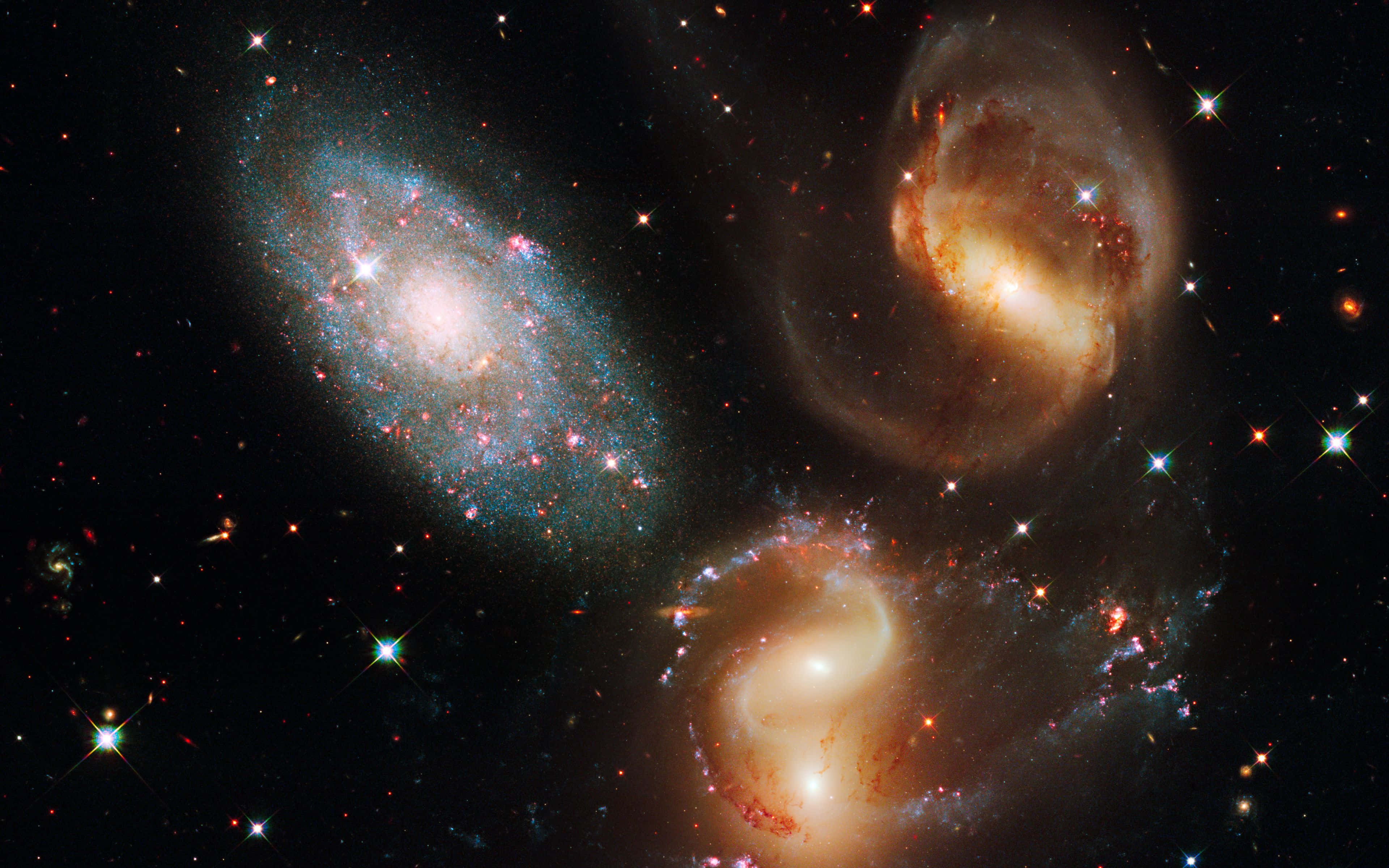 Hubble 4K, 3840 x 2400, galaxies, 4K Desktop Wallpaper