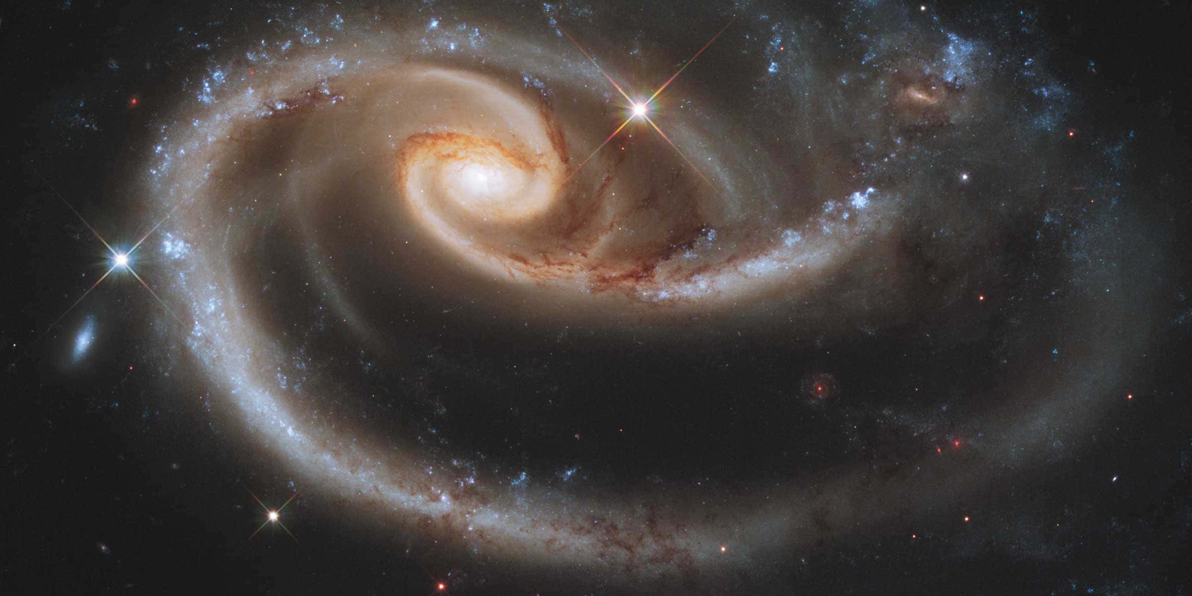 Hubble Space Telescope, spiral galaxy, glowing arms of stars, Full HD Desktop Wallpaper