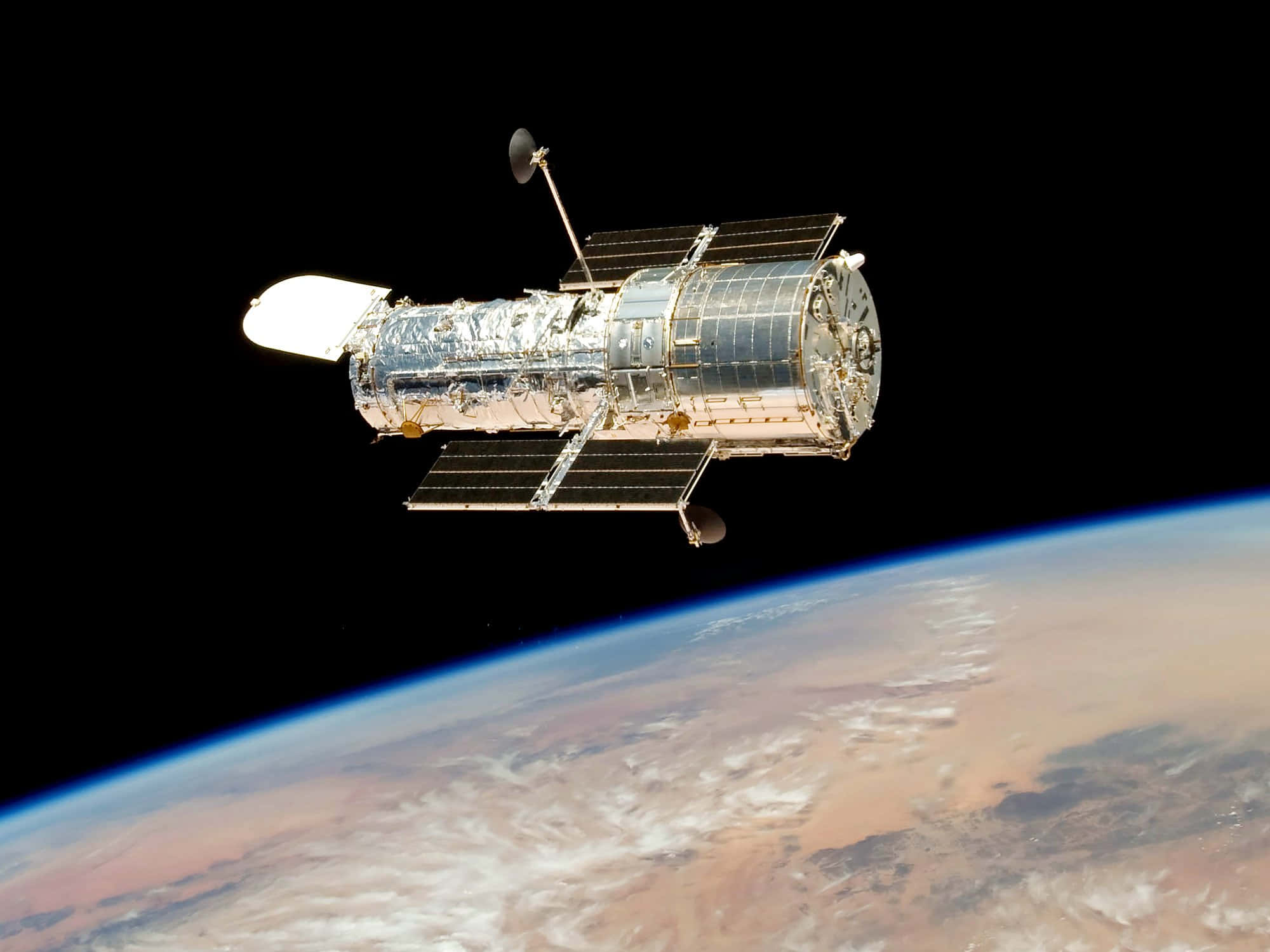 Hubble Space Telescope, Earth, curved horizon, Full HD Desktop Wallpaper