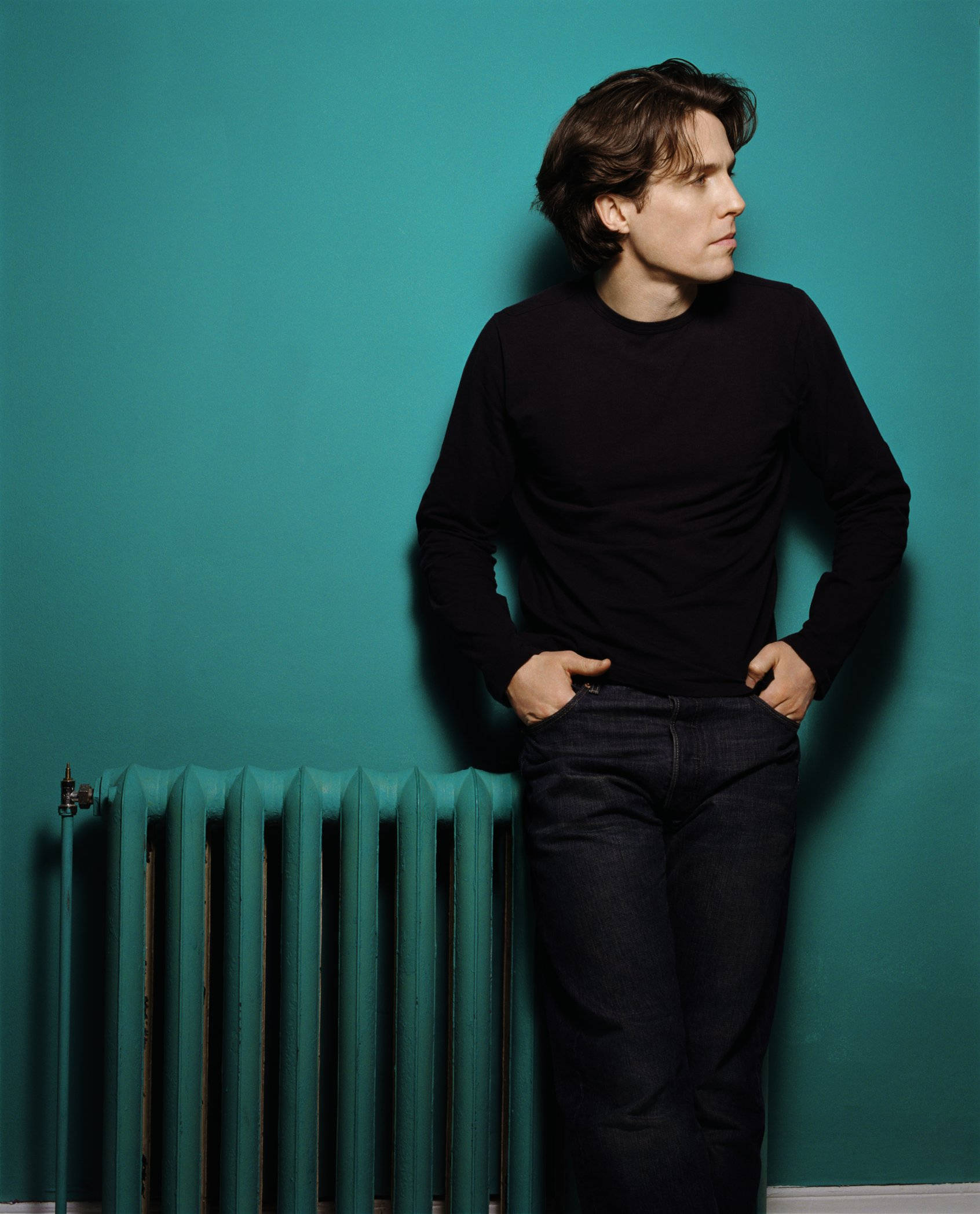 Hugh Grant, teal radiator, teal wall, Full HD Phone Wallpaper