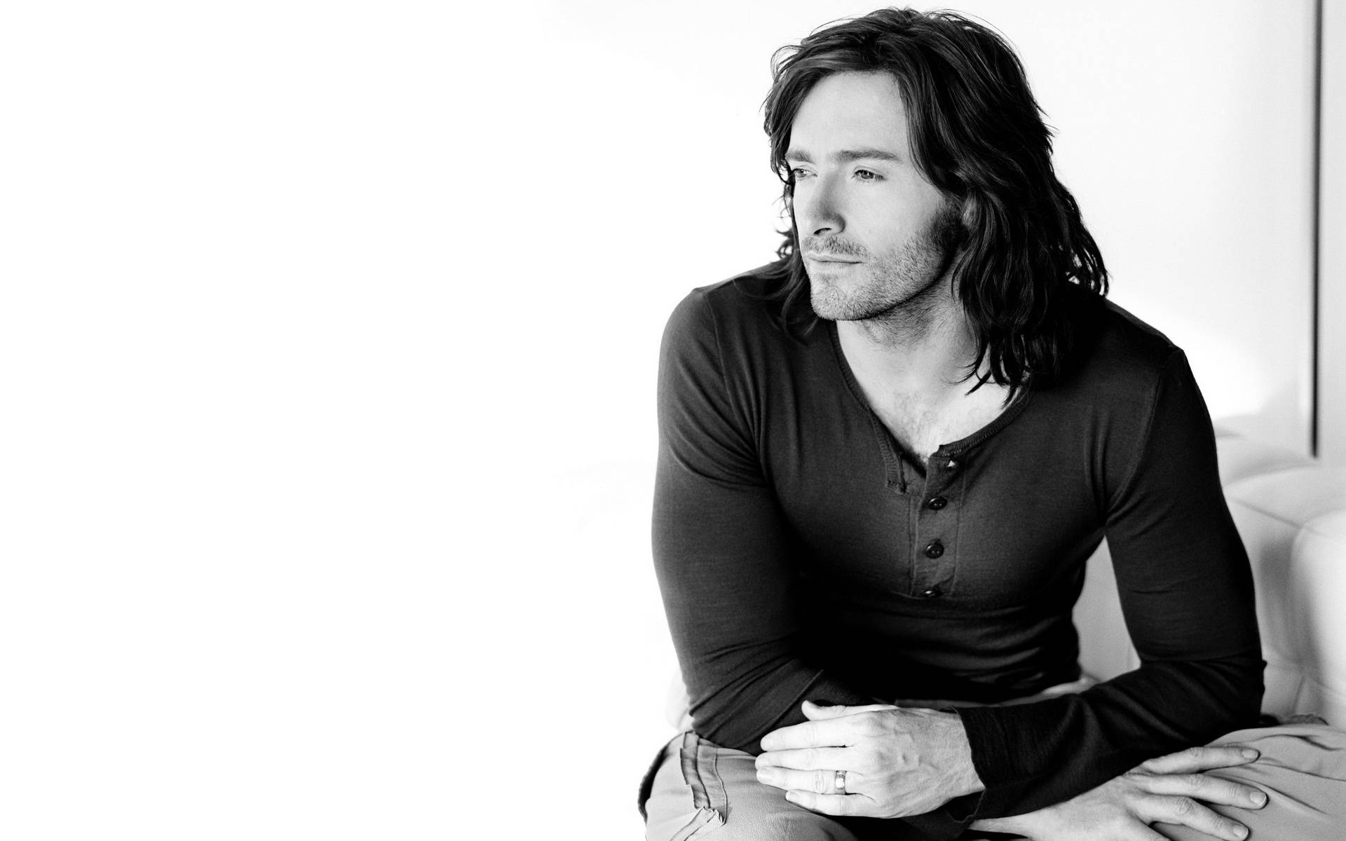 Hugh Jackman, long dark hair, minimalist white room, Full HD Desktop Wallpaper