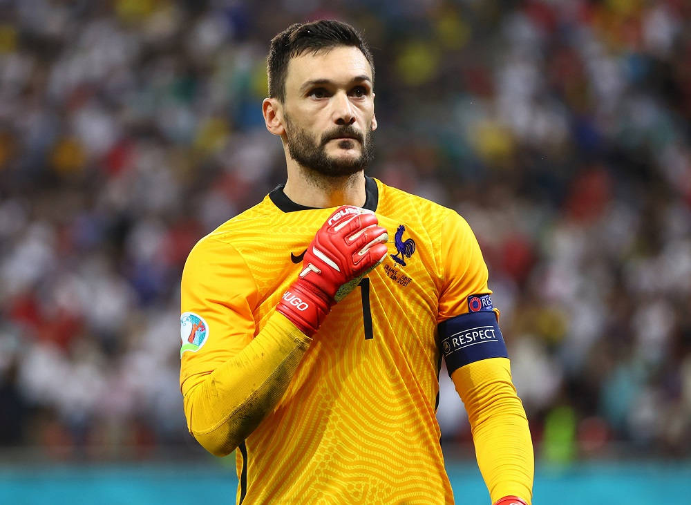 Hugo Lloris, vibrant yellow jersey, red gloves, SD Desktop Wallpaper