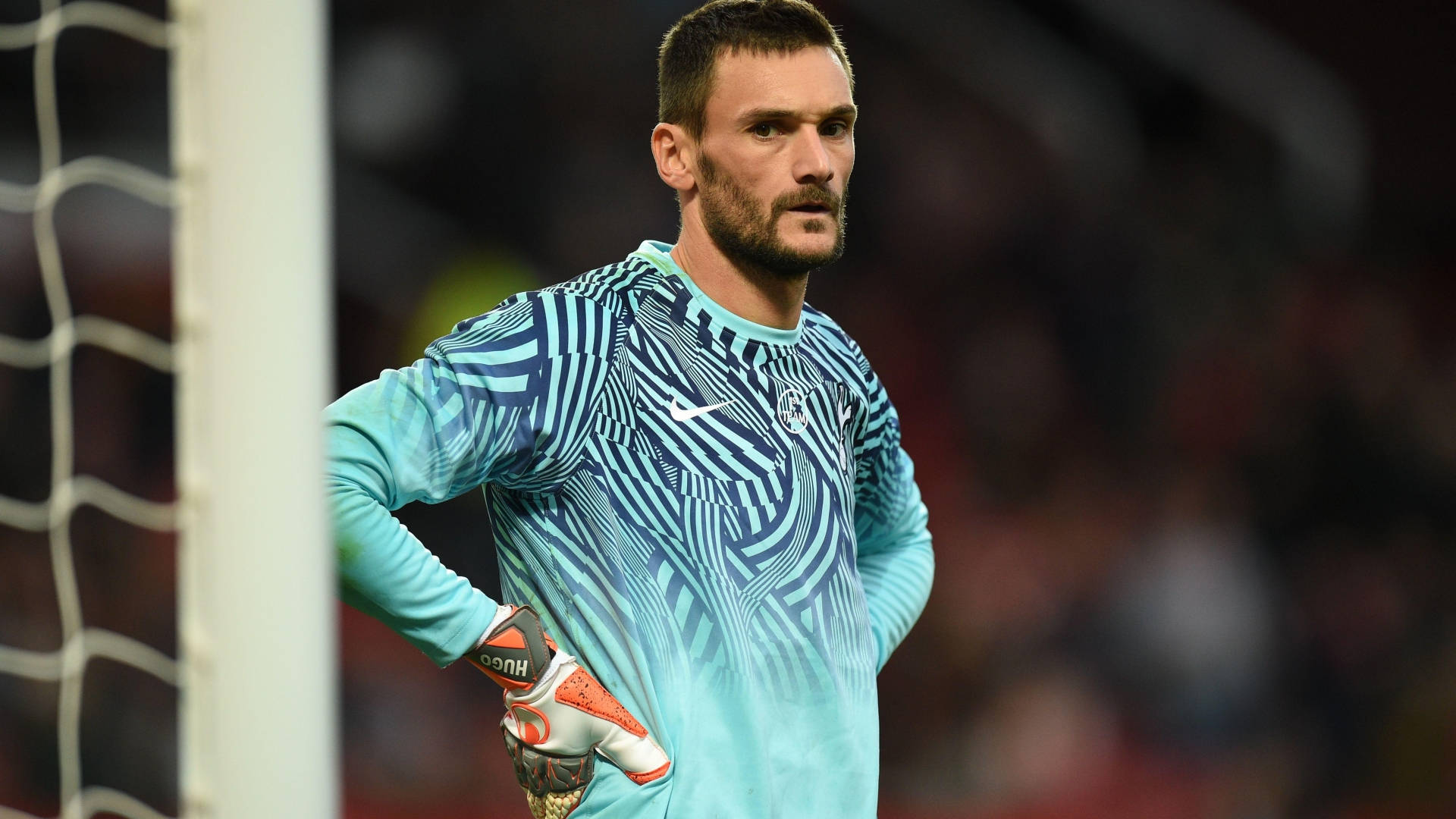 Hugo Lloris, teal and blue patterned jersey, goalpost, Full HD Desktop Wallpaper