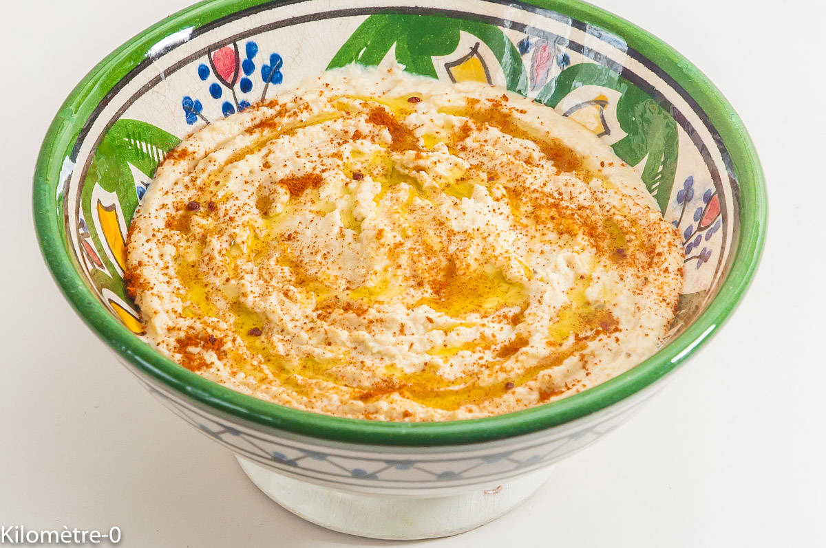 green and white bowl, creamy hummus, colorful ceramic bowl, SD Desktop Wallpaper