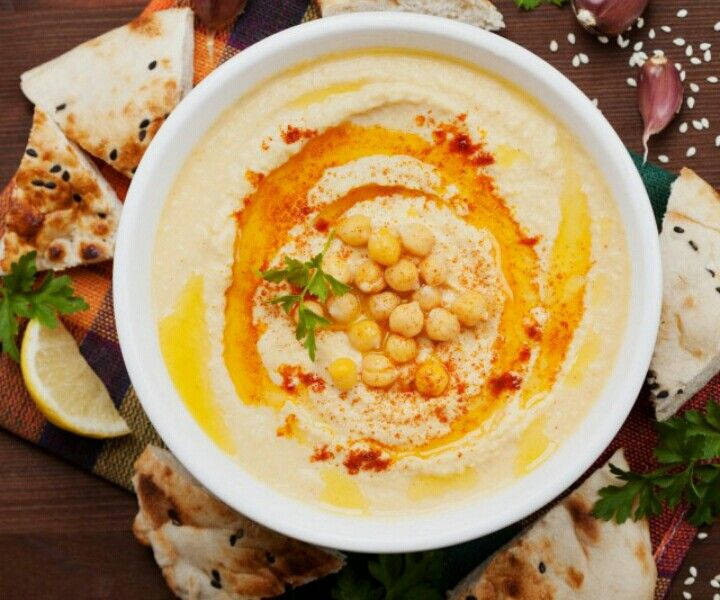 Hummus, olive oil, paprika, SD Desktop Wallpaper