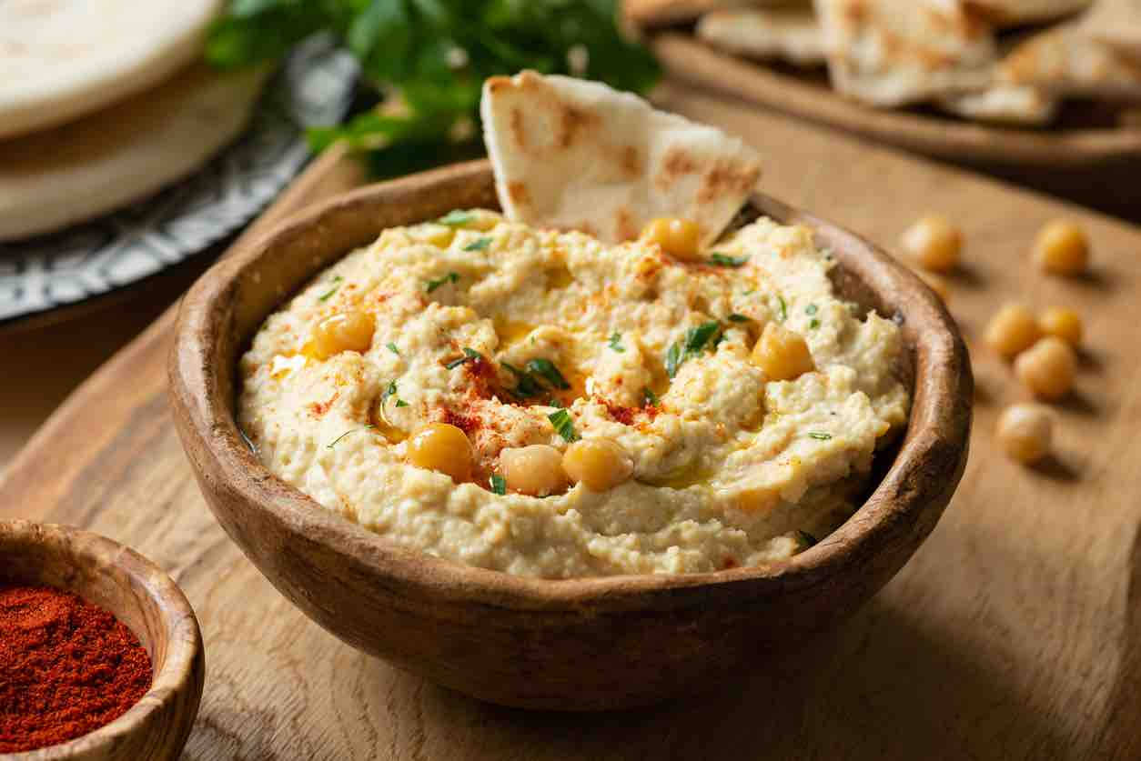 hummus, pita bread, chickpeas, SD Desktop Wallpaper