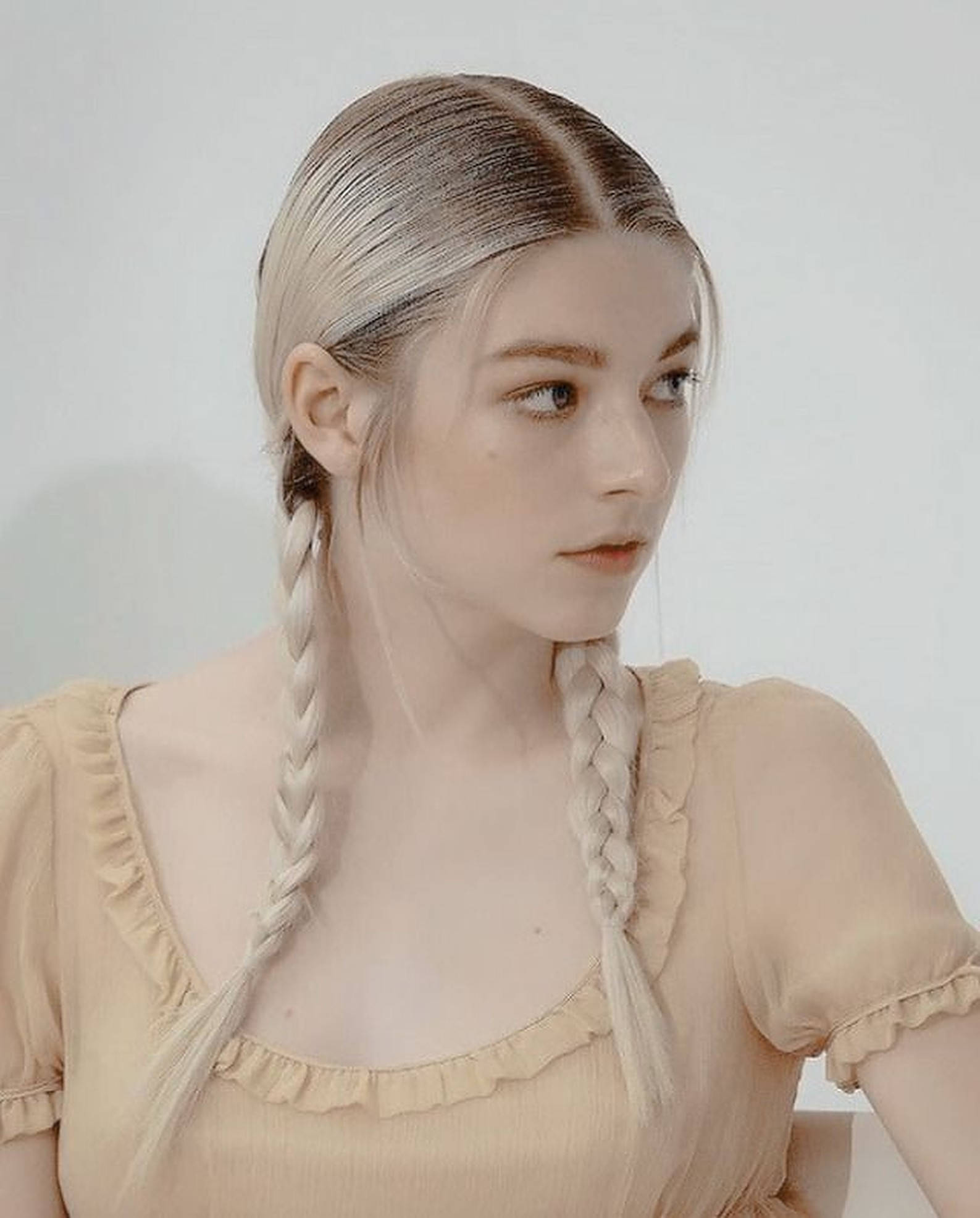Hunter Schafer, platinum blonde braided hair, soft beige ruffled top, Full HD Phone Wallpaper