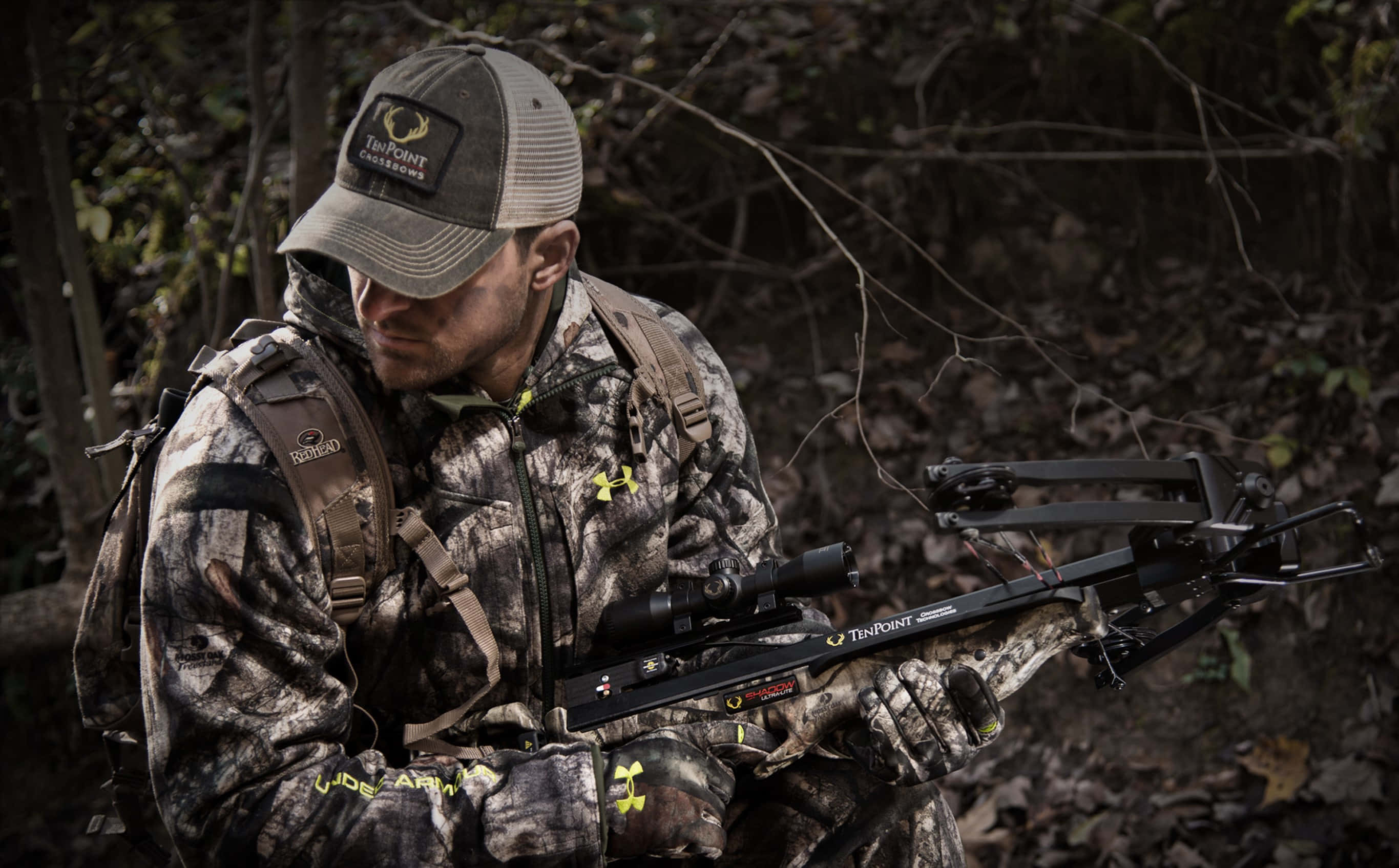 Hunting Camo, forest, black crossbow, 2K Desktop Wallpaper