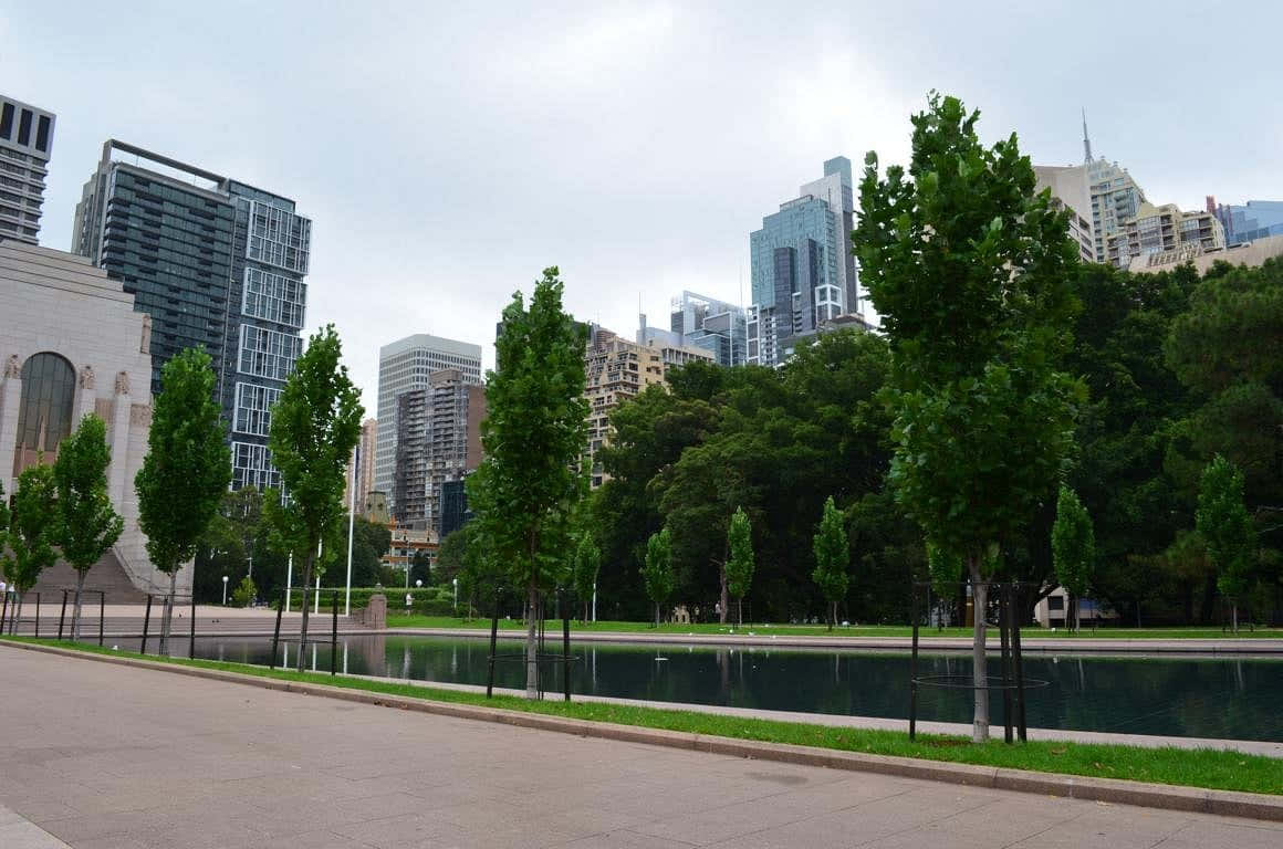 Hyde Park Sydney, pond, skyline, SD Desktop Wallpaper