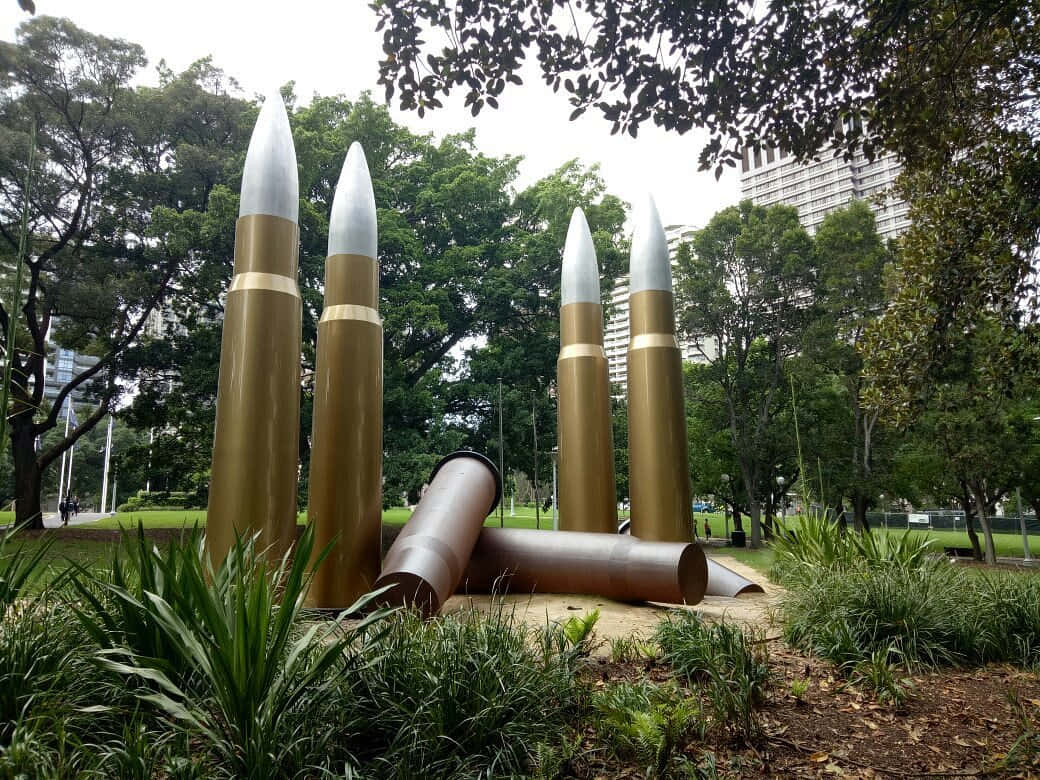 Hyde Park Sydney, bullets sculpture, golden artillery shells, SD Desktop Wallpaper