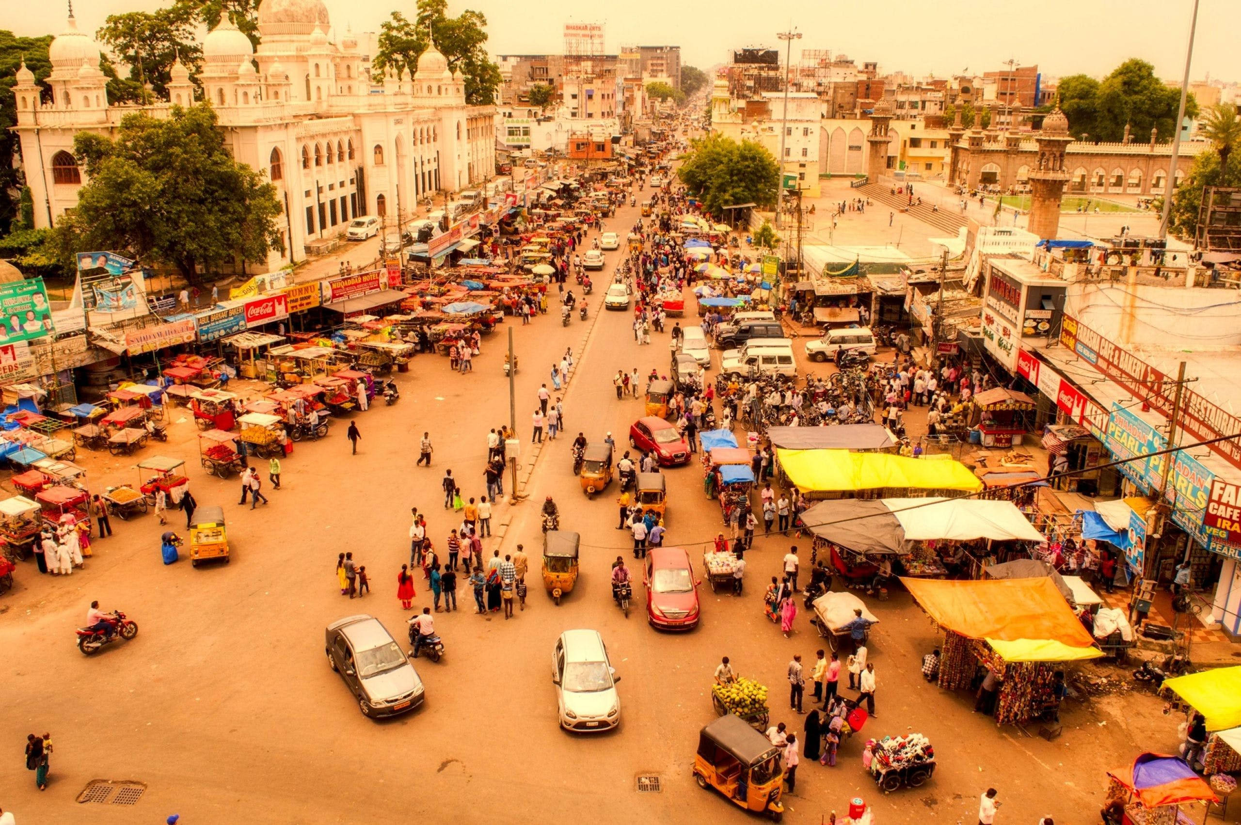 Hyderabad, Indian street market, colorful stalls, 2K Desktop Wallpaper