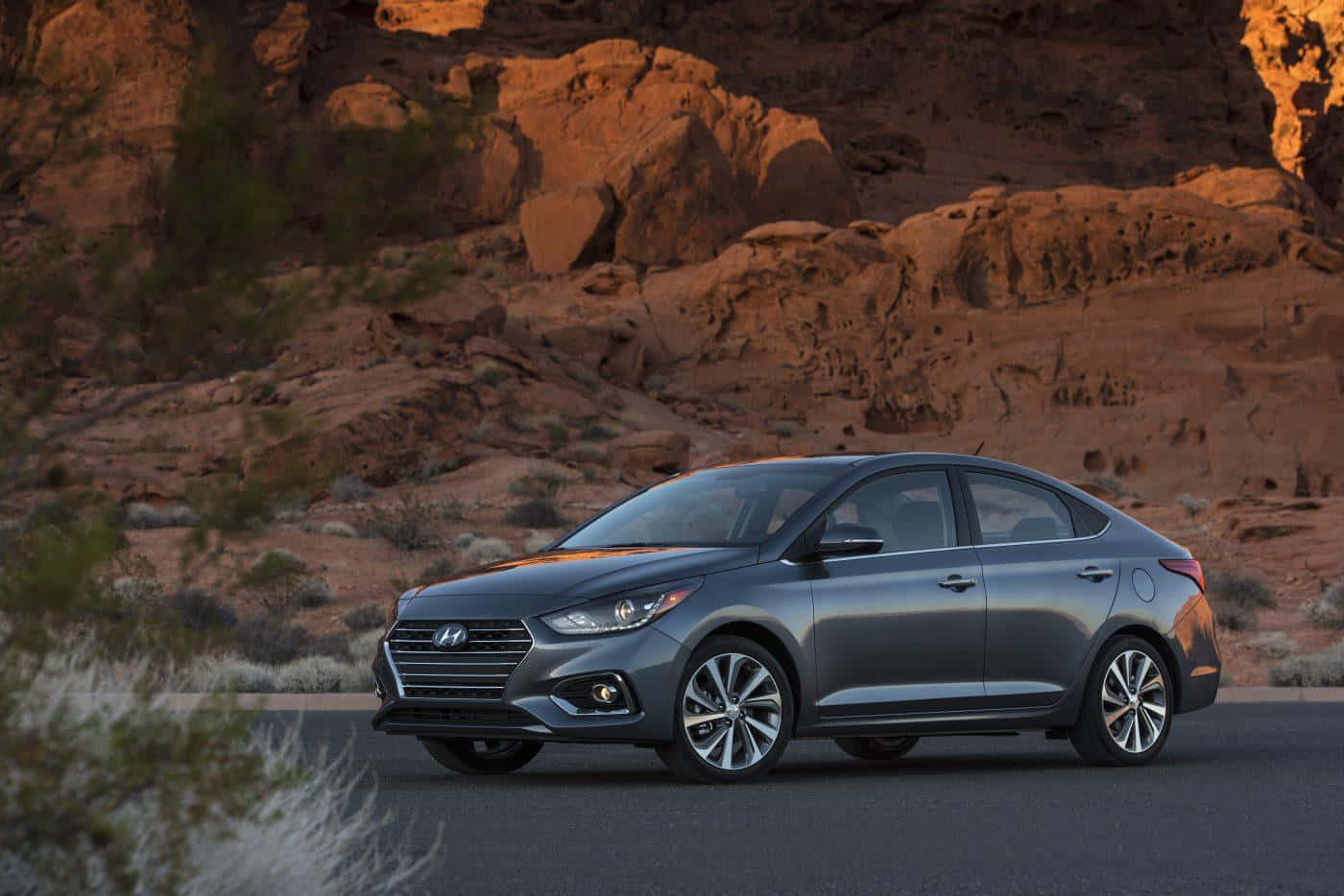 Hyundai Accent, silver, desert road, HD Desktop Wallpaper