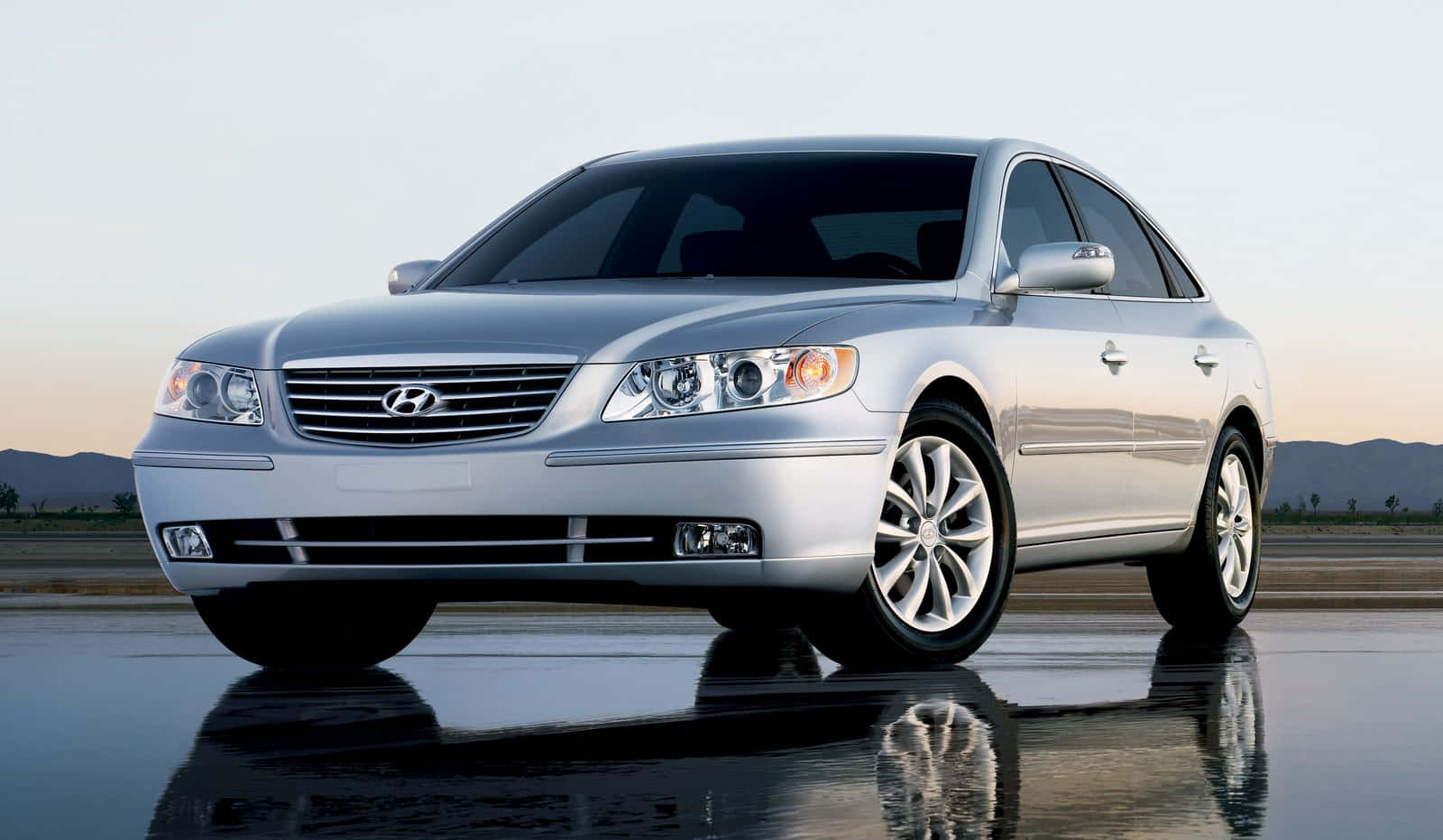 Hyundai Azera, silver, wet pavement, HD Desktop Wallpaper