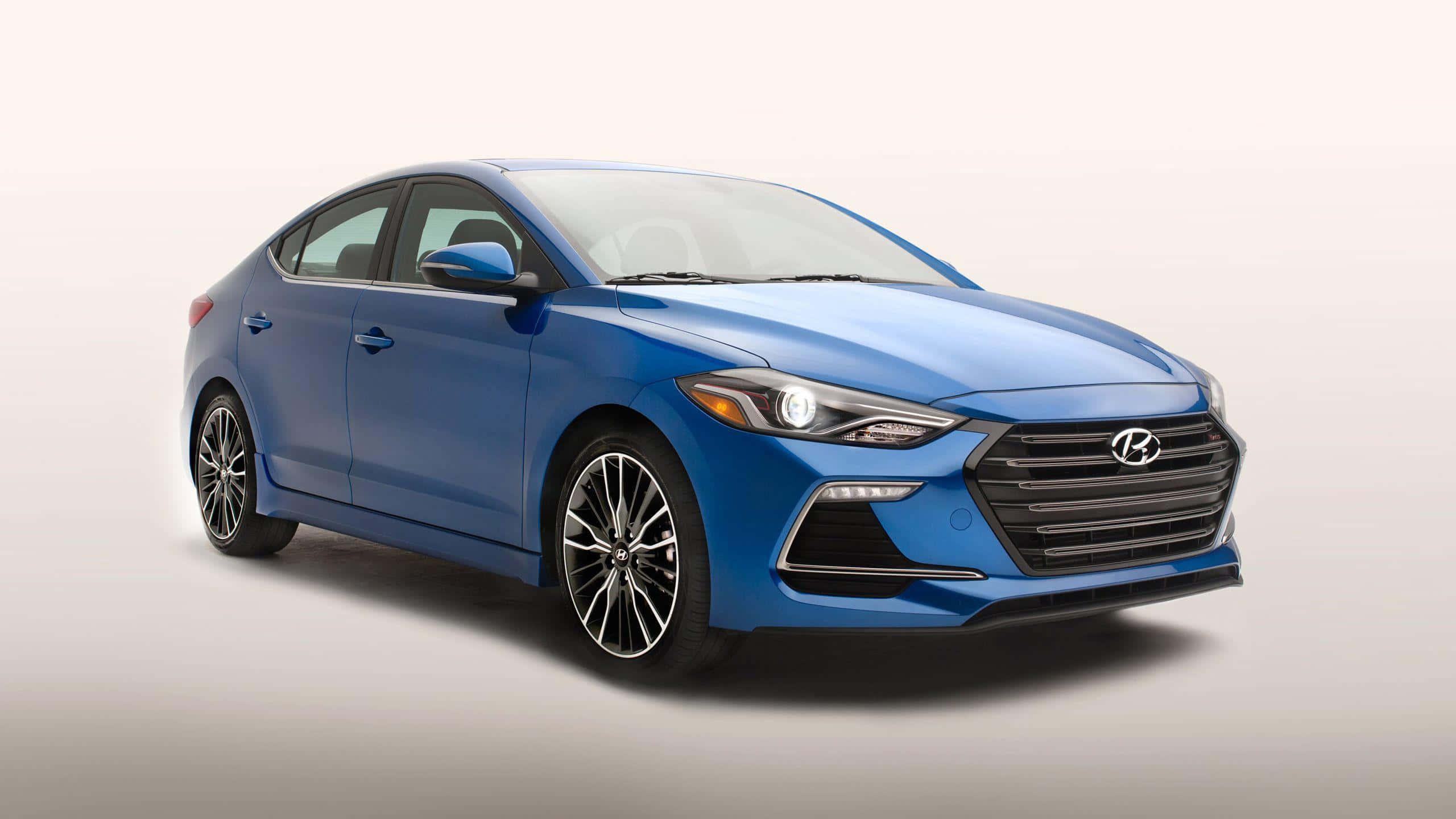 Hyundai Elantra, blue, chrome accents, 2K Desktop Wallpaper