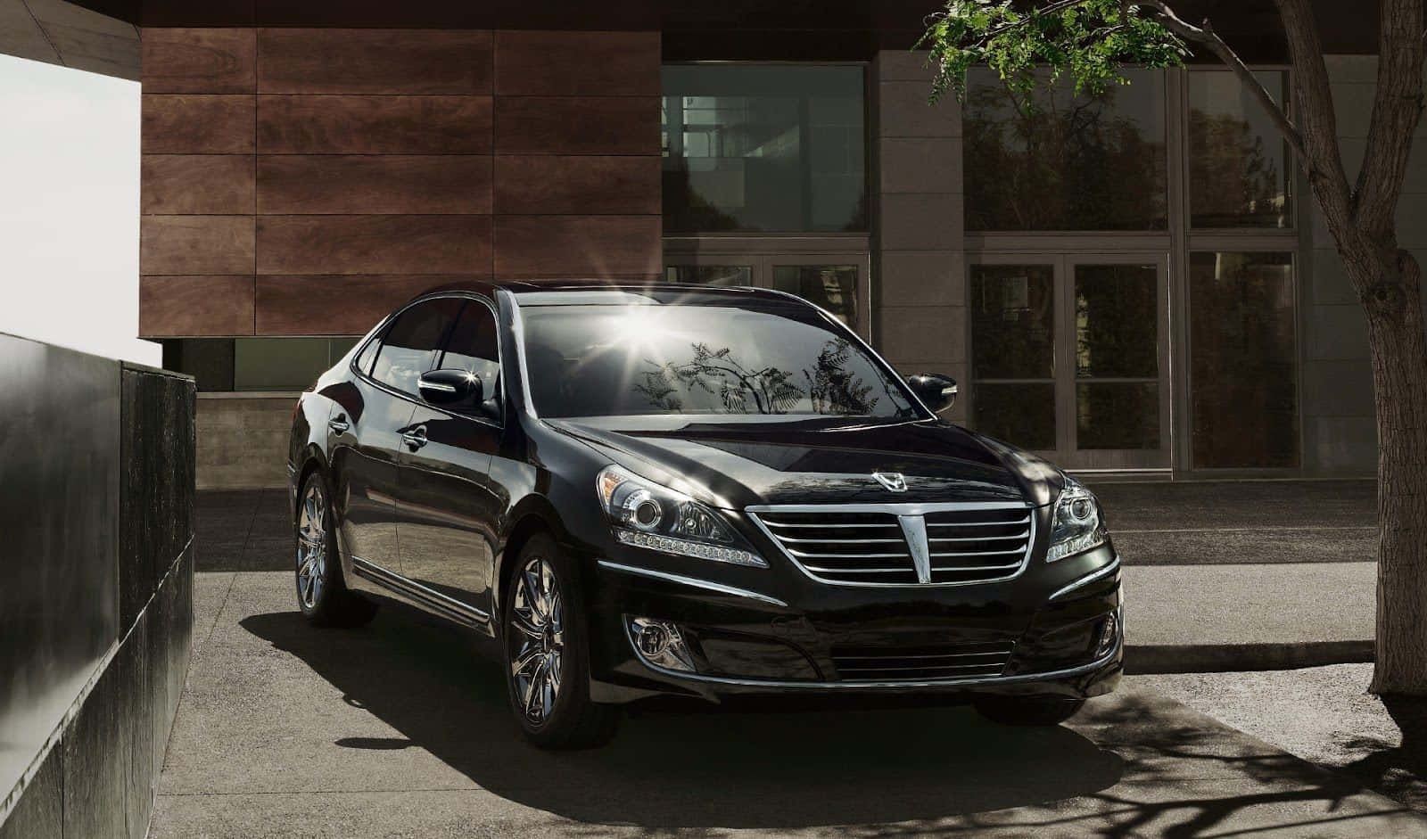 Hyundai Equus, sleek black luxury sedan, modern building, HD Desktop Wallpaper