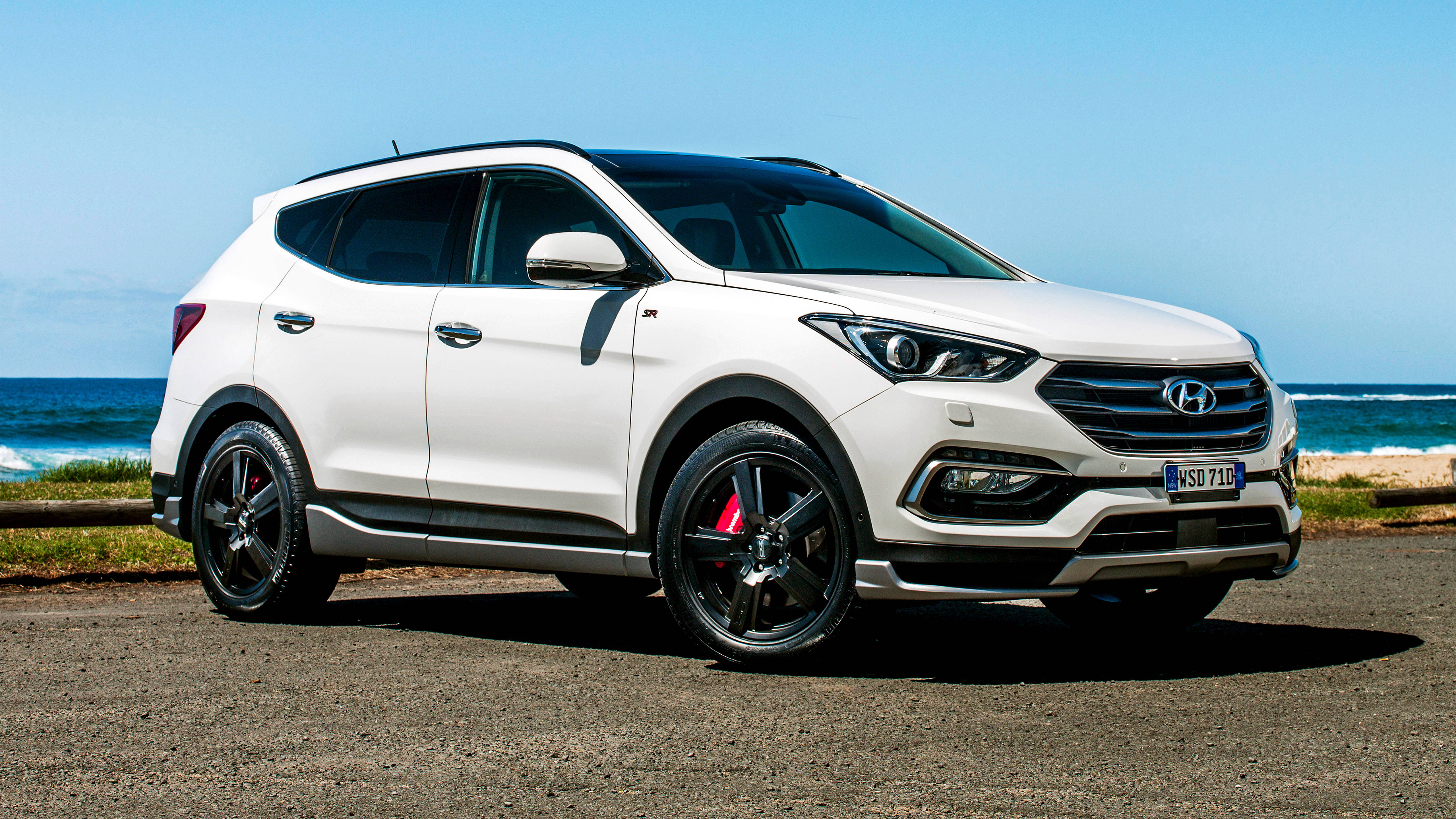 Hyundai Santa Fe, white, black rims, 5K Desktop Wallpaper