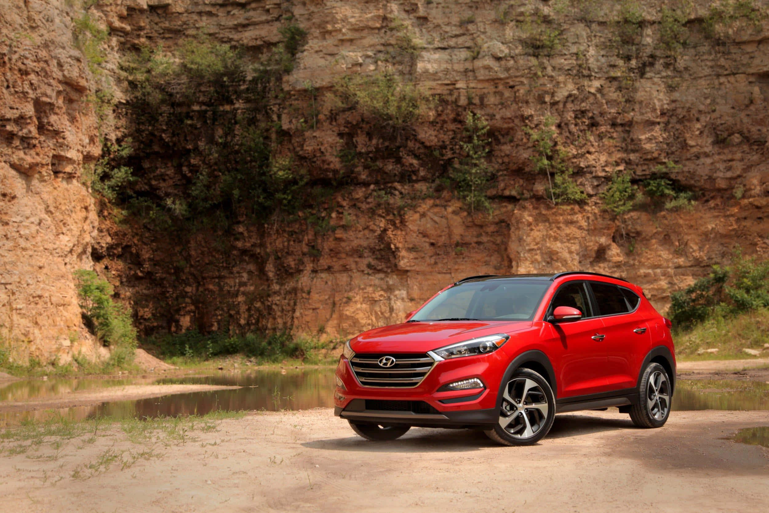 Hyundai Tucson, vibrant red, dirt path, Full HD Desktop Wallpaper