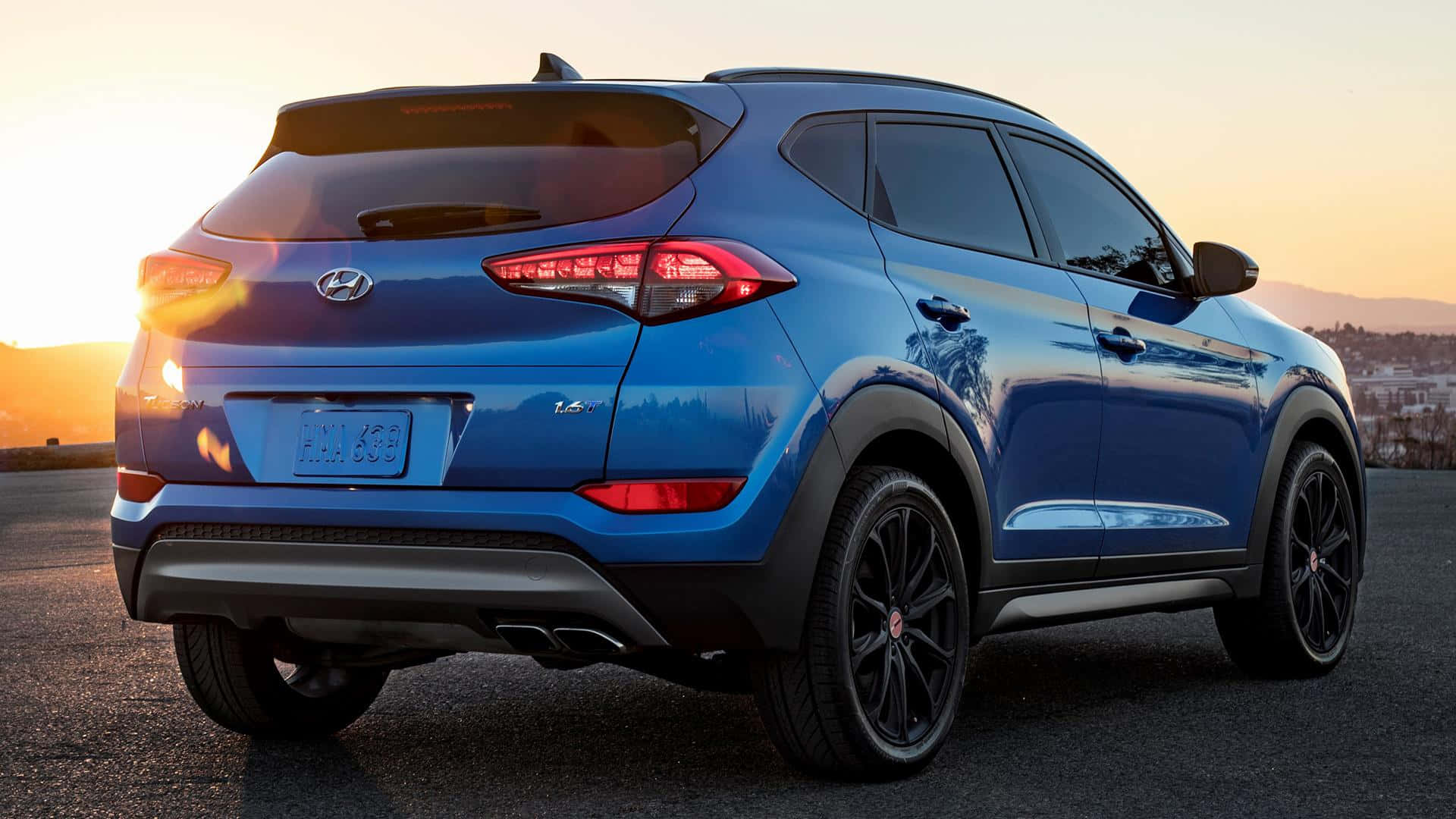 Hyundai Tucson, vibrant blue, golden sunset light, Full HD Desktop Wallpaper