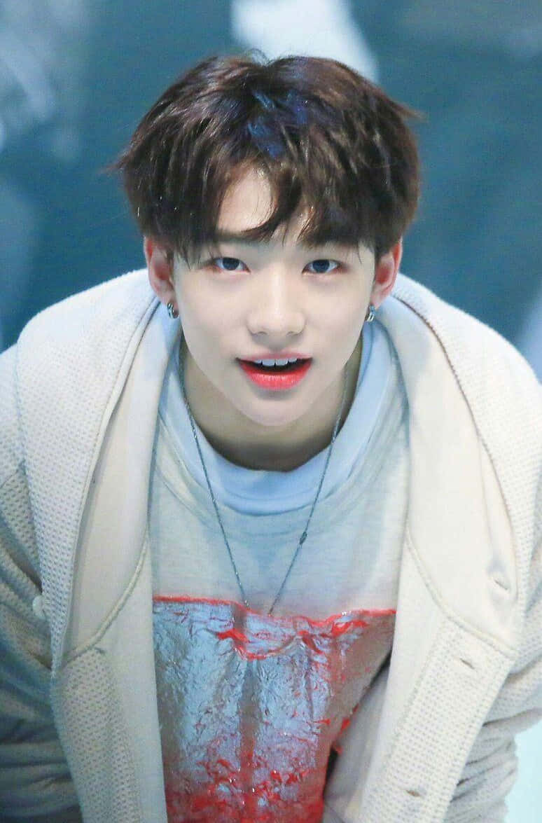 Hyunjin, tousled brown hair, bright red lipstick, SD Phone Wallpaper