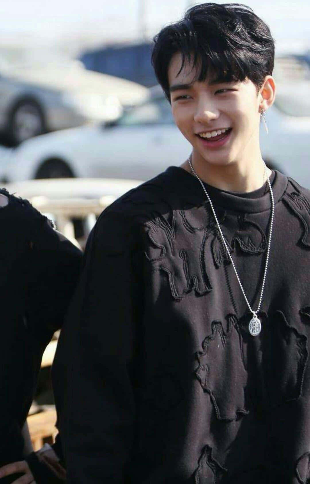 Hyunjin, black textured sweater, silver necklace, HD Phone Wallpaper
