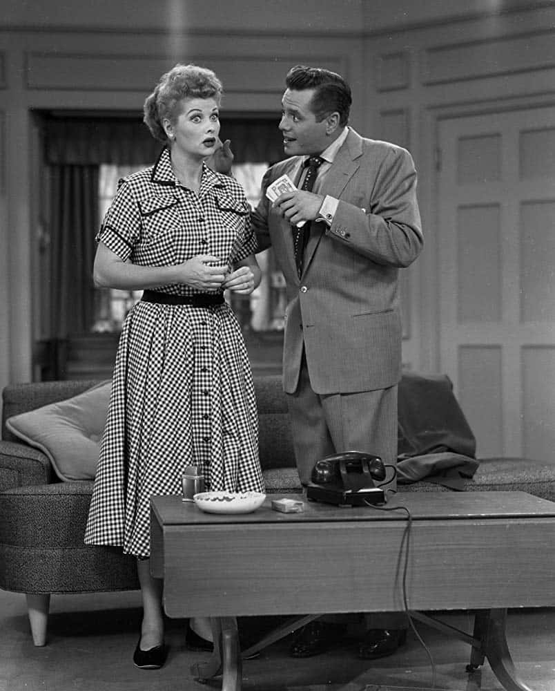 I love lucy, 1950s attire, couch, SD Phone Wallpaper