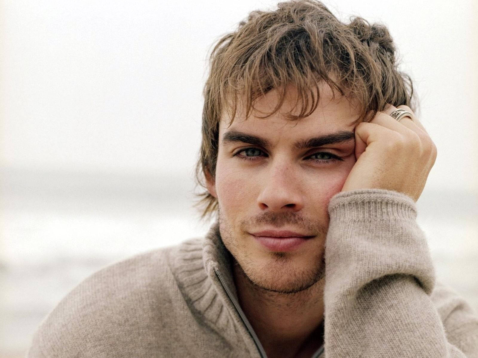 Ian Somerhalder, tousled hair, gentle smile, HD Desktop Wallpaper