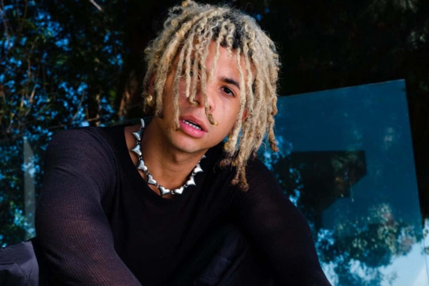 Iann Dior, blonde dreadlocks, spiked choker, HD Desktop Wallpaper