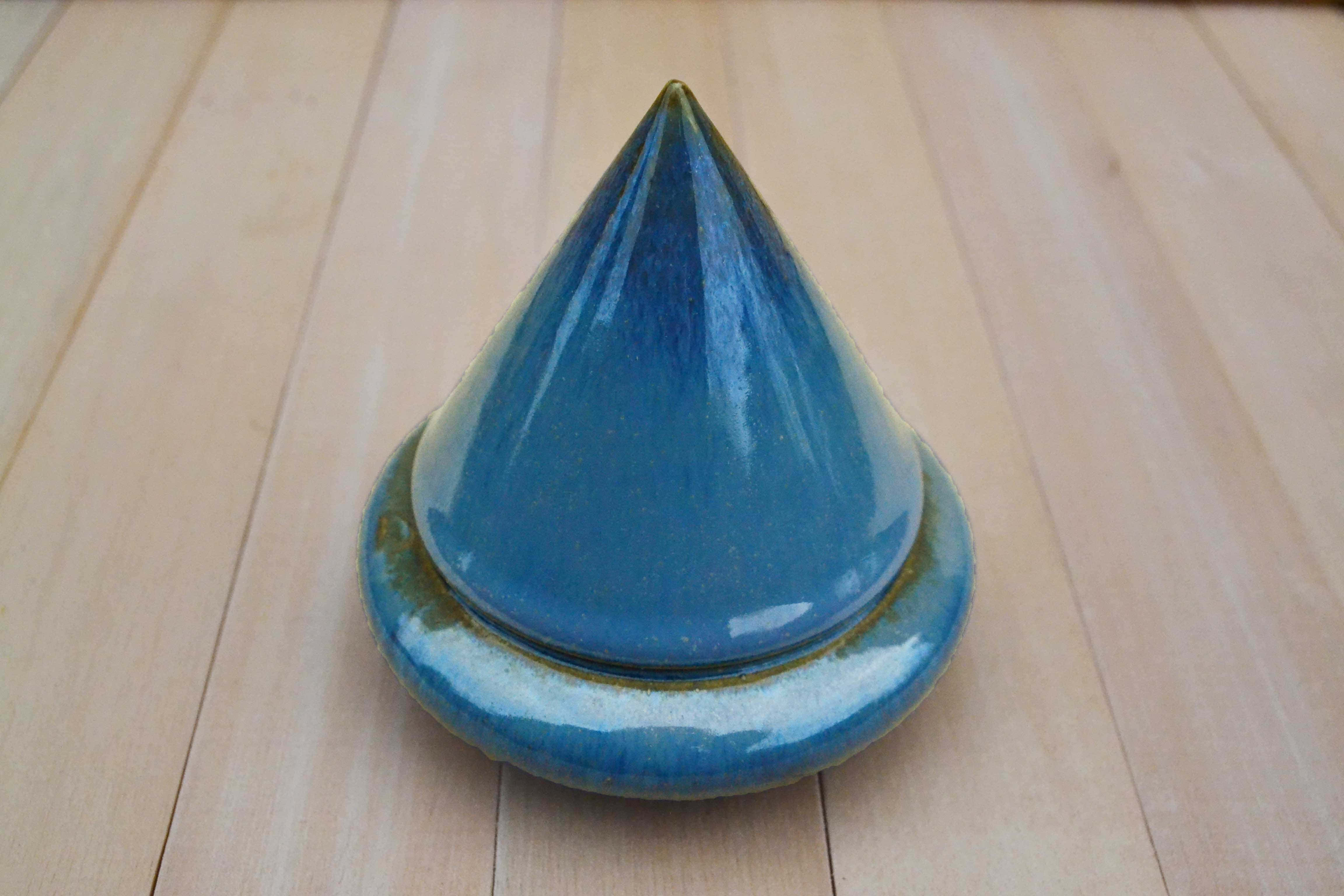 Ice Blue, 4608 x 3072, glossy blue ceramic cone, 4K Desktop Wallpaper