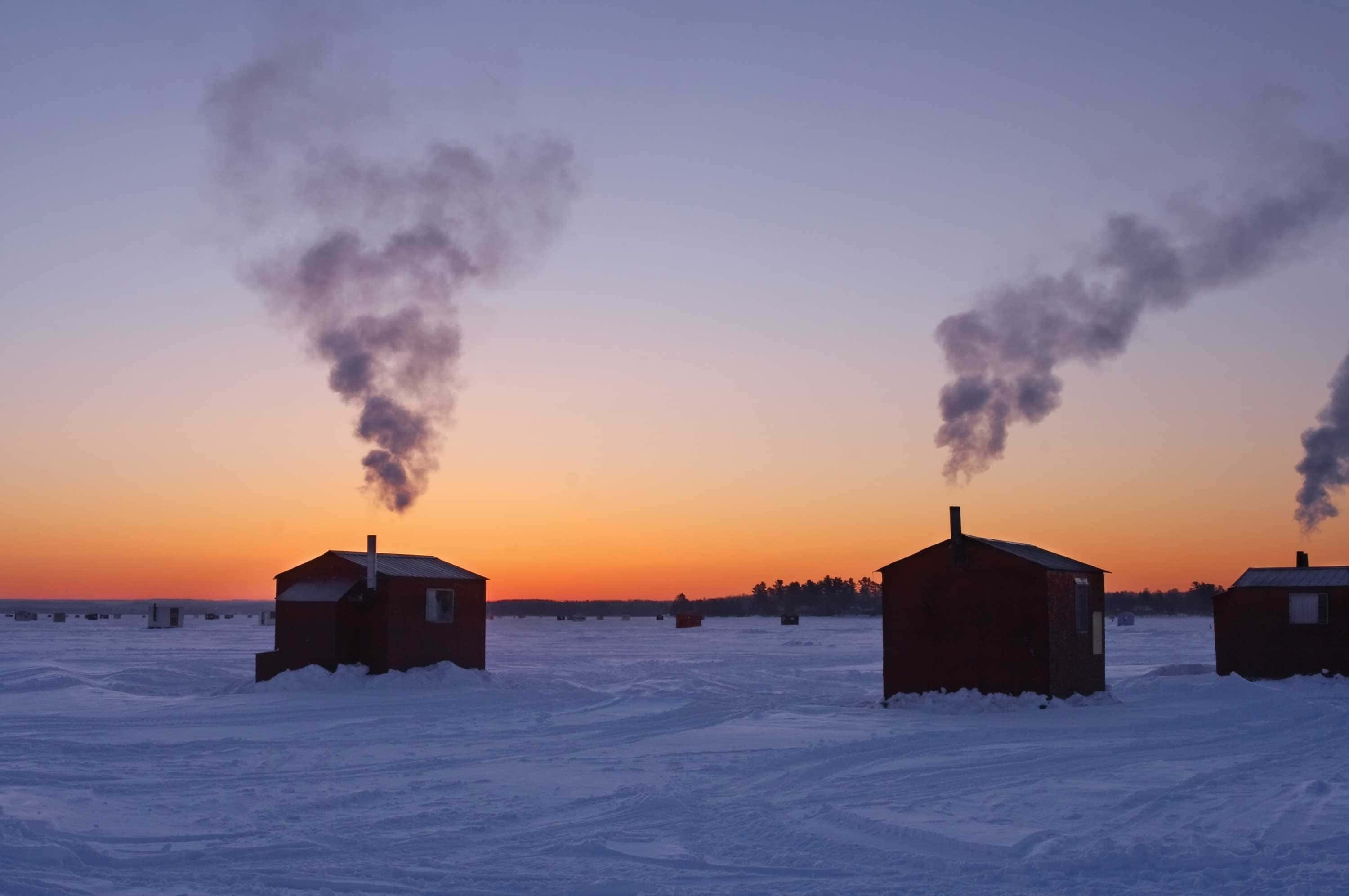 Ice Fishing 3000, 1993, red wooden cabins, 2K Desktop Wallpaper