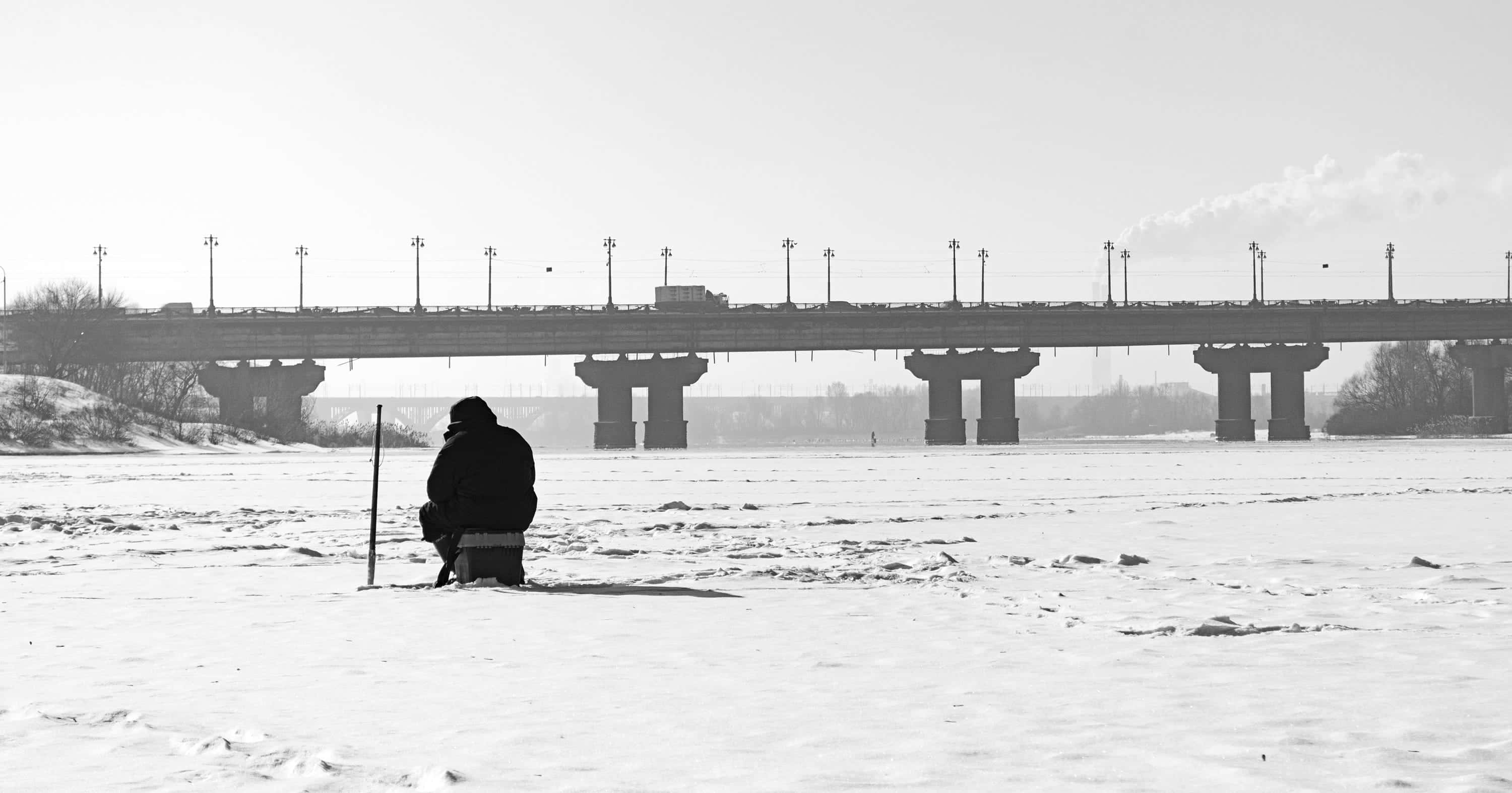 ice fishing 3000 x 1574, frozen river, vast winter sky, 2K Desktop Wallpaper