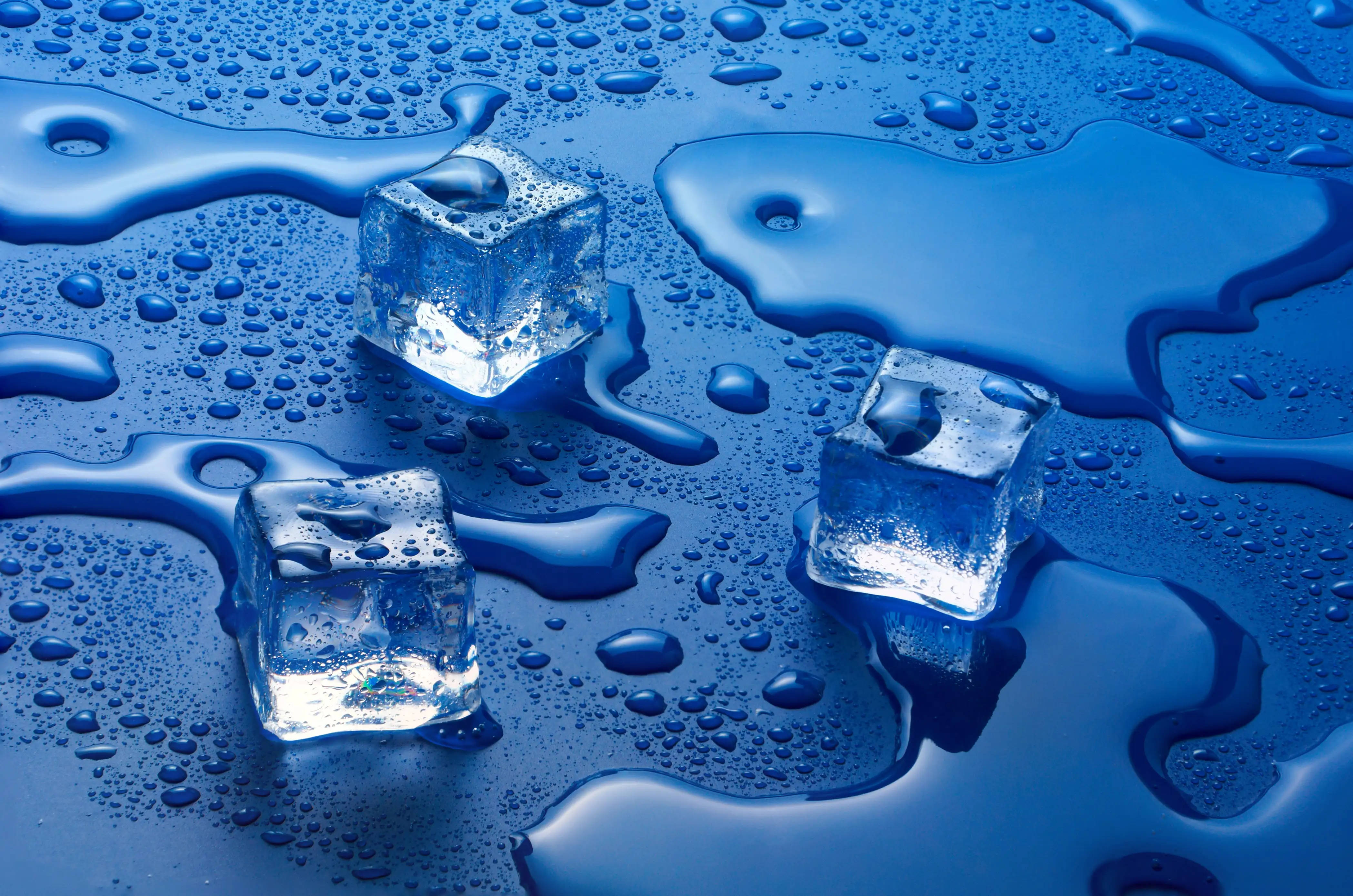 blue 4k ice cubes, blue surface, melting ice cubes, 4K Desktop Wallpaper