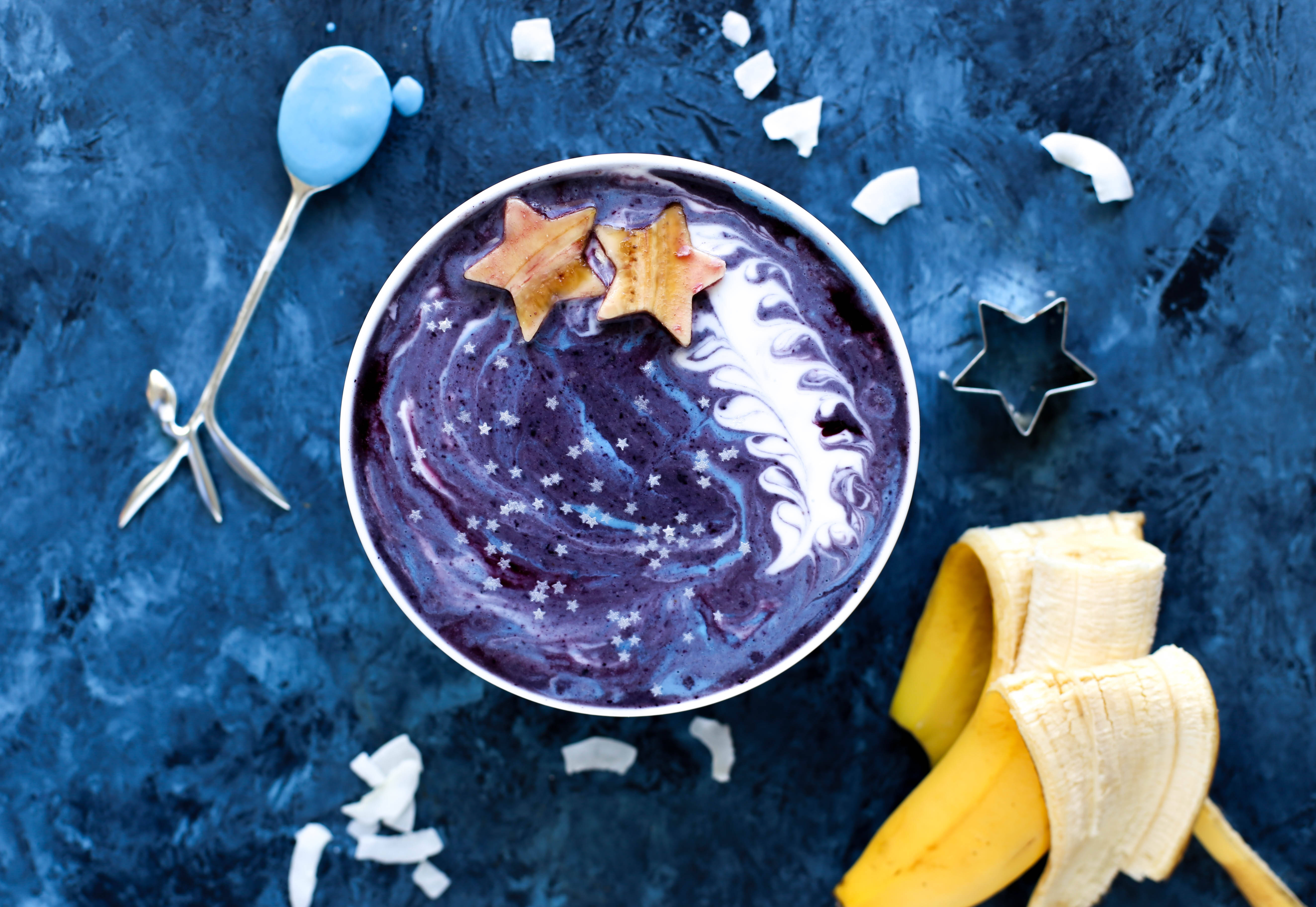 Galaxy Ice Bowl Smoothie, cosmic blue, star-shaped cookies, 5K Desktop Wallpaper