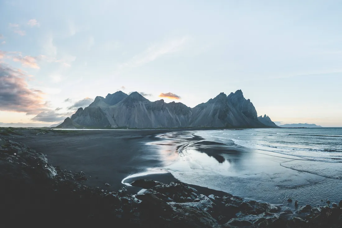 Iceland Desktop
