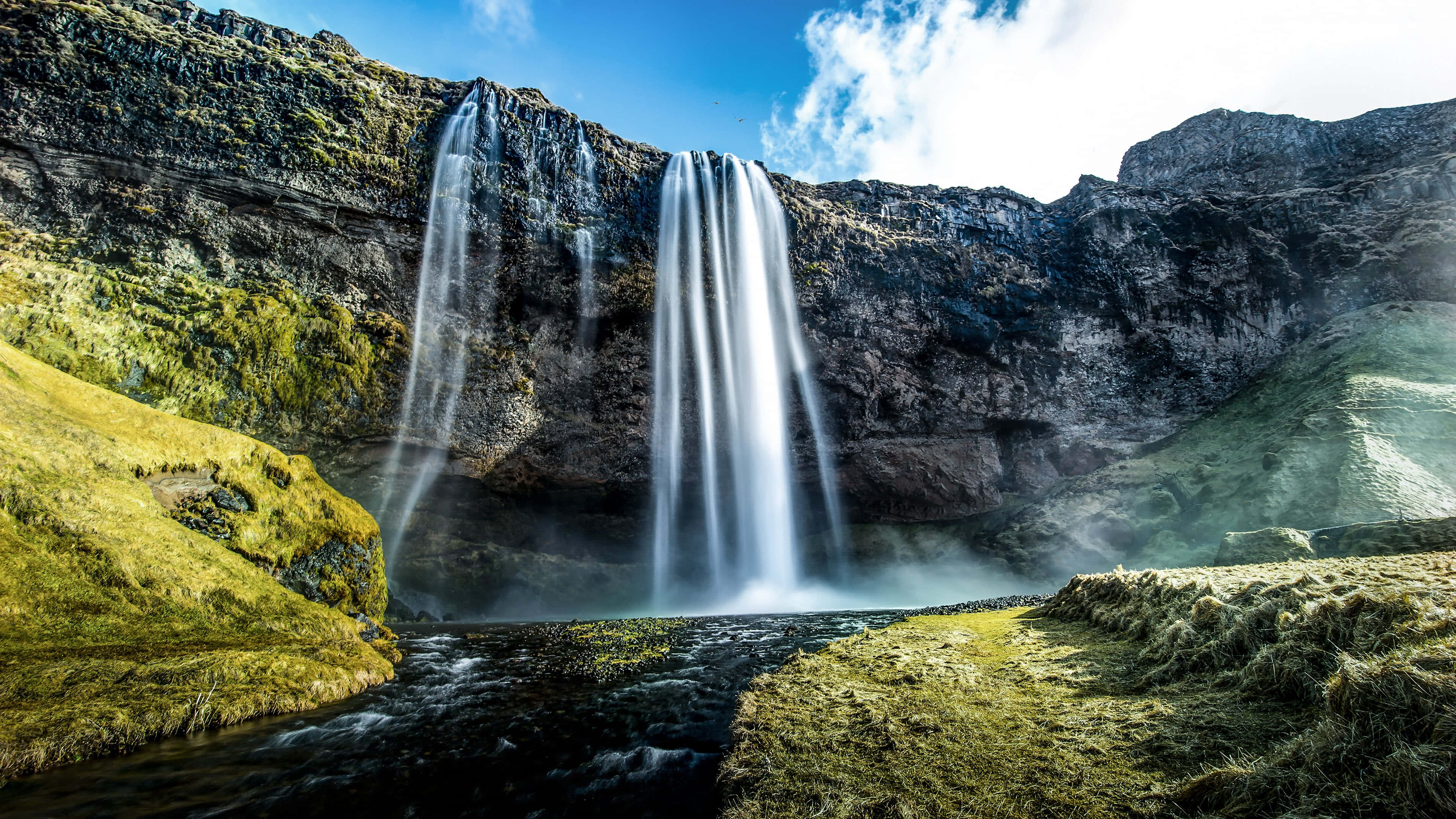 Iceland, waterfall, rugged cliff, 4K Desktop Wallpaper
