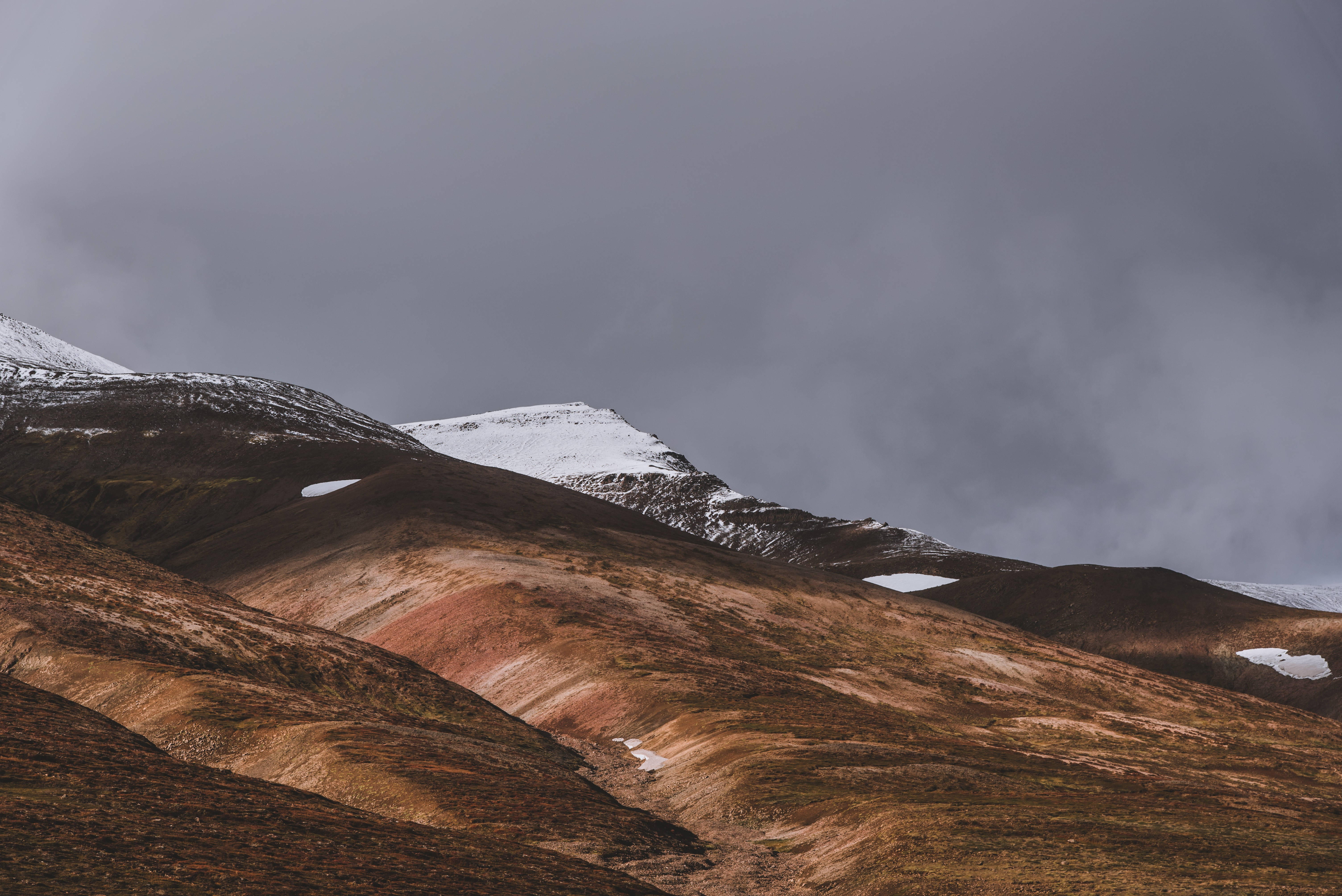 Iceland, rocky mountains, snow-capped peaks, 5K Desktop Wallpaper