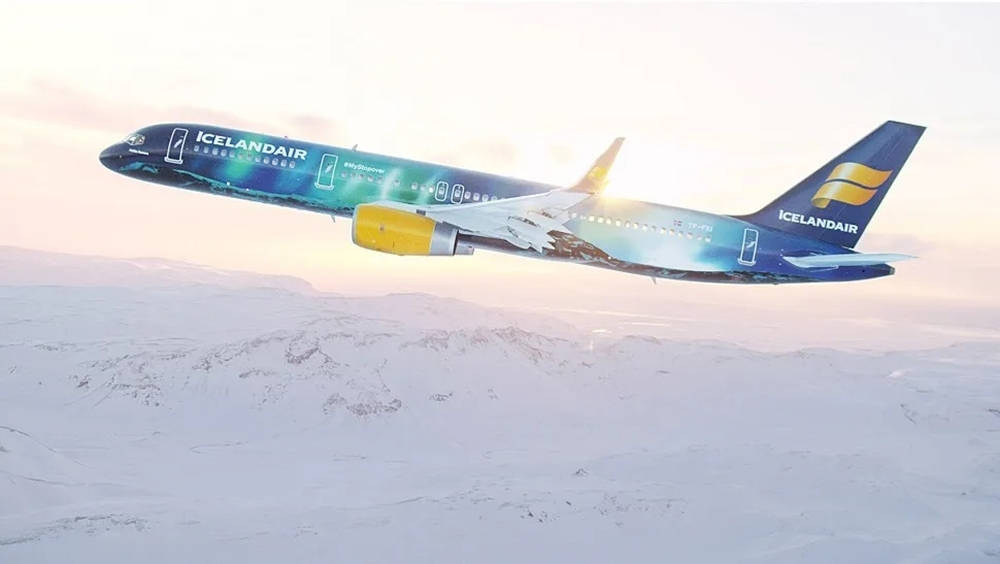Icelandair, aviation blue, vibrant blue green and yellow livery, SD Desktop Wallpaper
